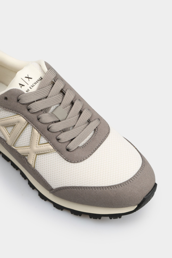 XW002150_AF19388 Кроссовки Armani Exchange Коричневый