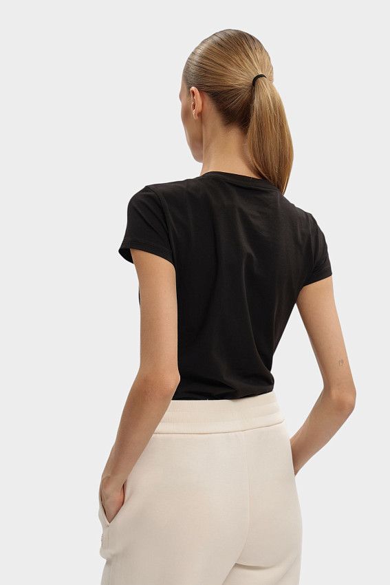 Футболка Armani Exchange Черный