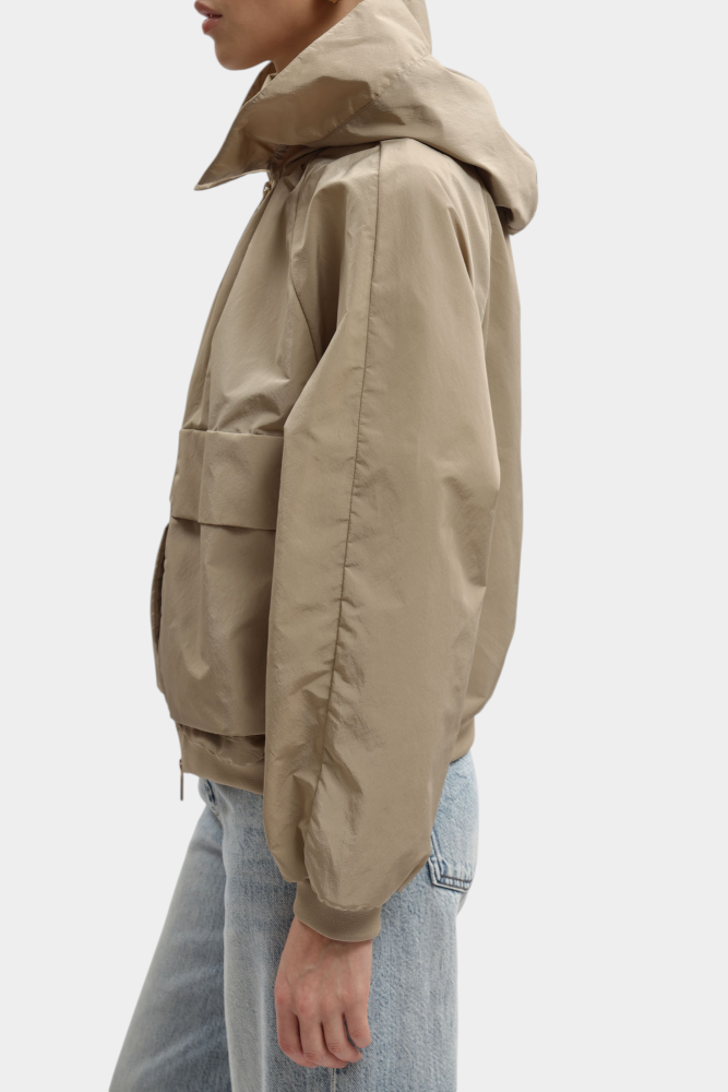 XW001932_AF21526 ветровка armani exchange 