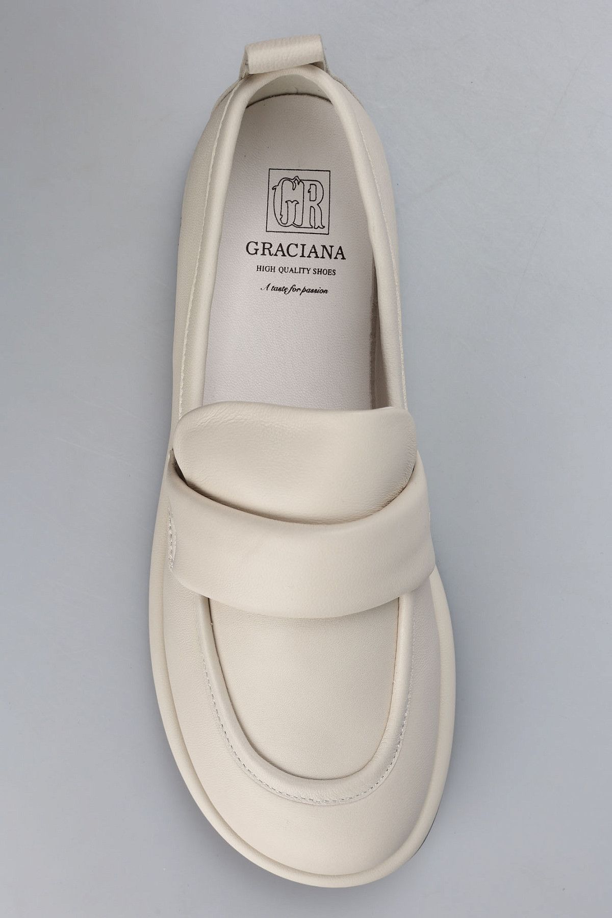 Лоферы Graciana Белый
