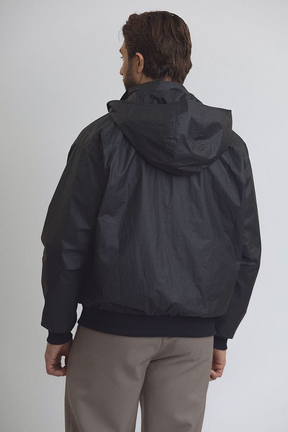 Ветровка The Hills Черный