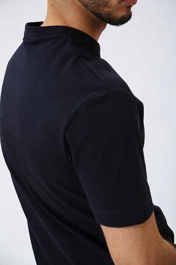 Футболка Armani Exchange