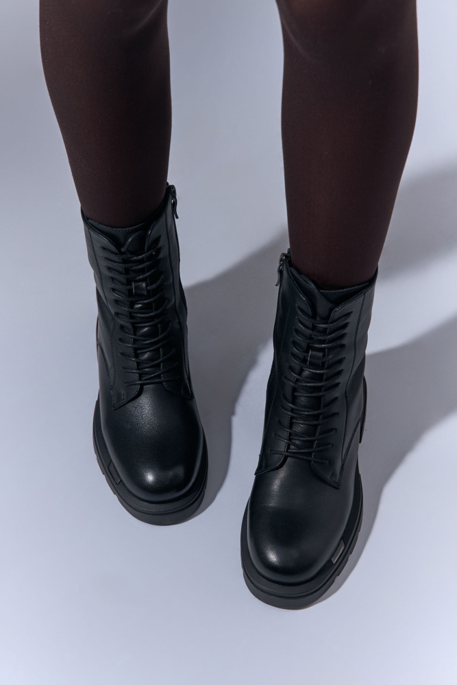 MC21847-WN Ботинки Marc Cony Черный