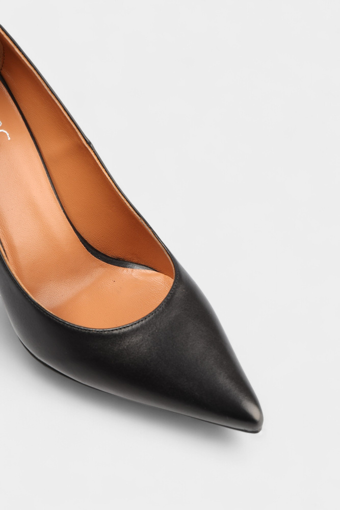 16-5001A33 Лодочки Marc Cony Черный