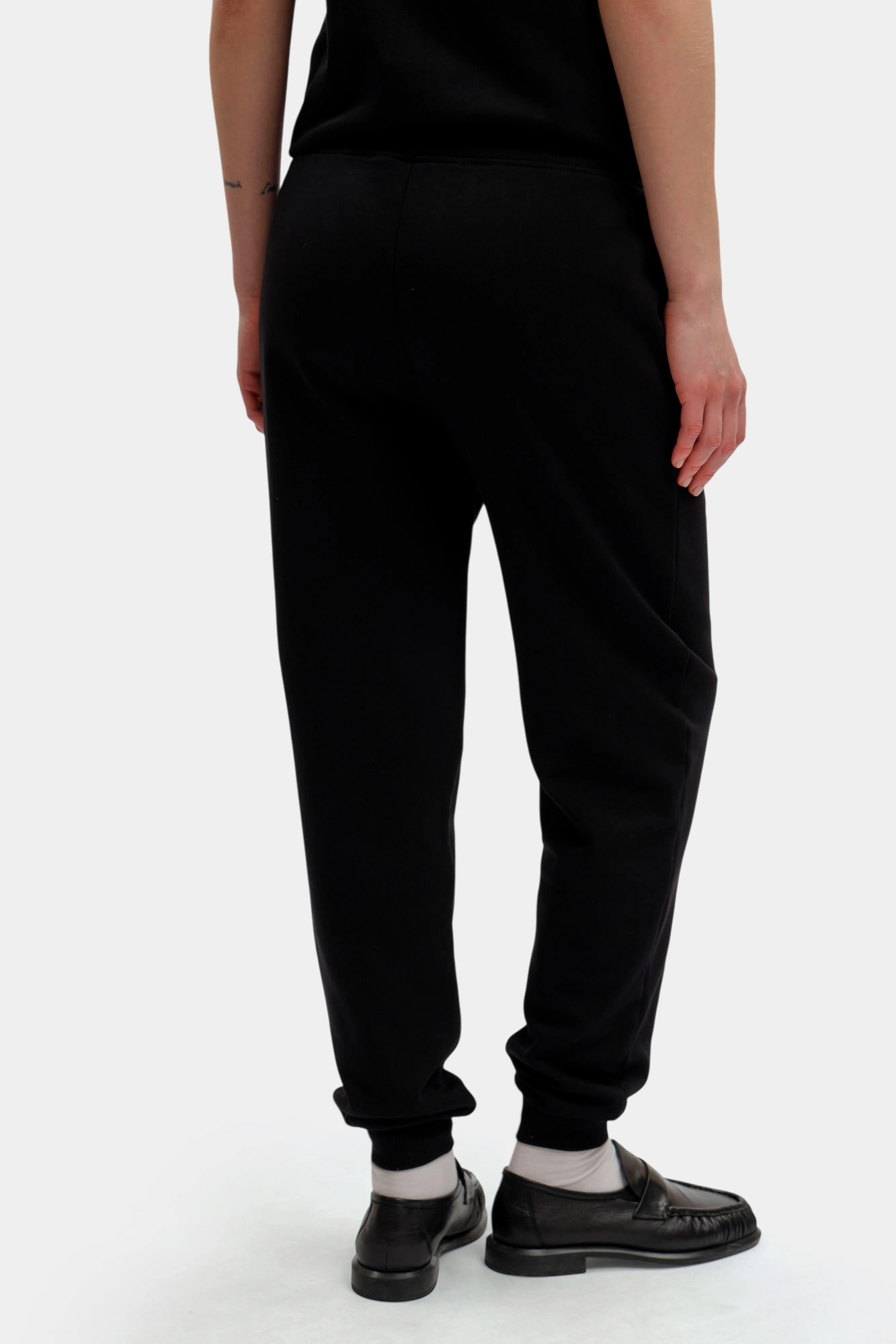 B1W10020 брюки спортивные karl lagerfeld 