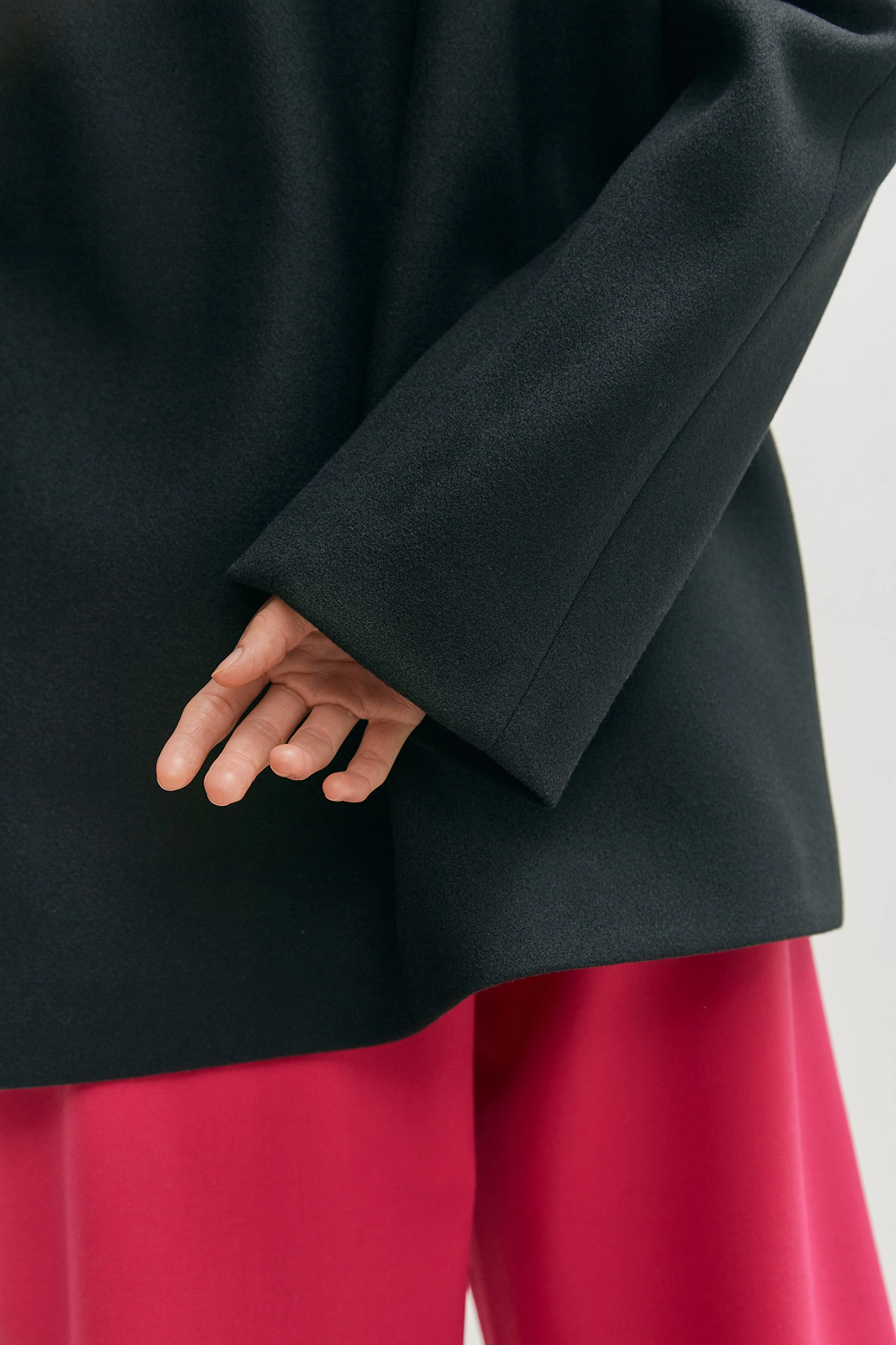 W-231-TU-4012 пальто укороченное the hills 