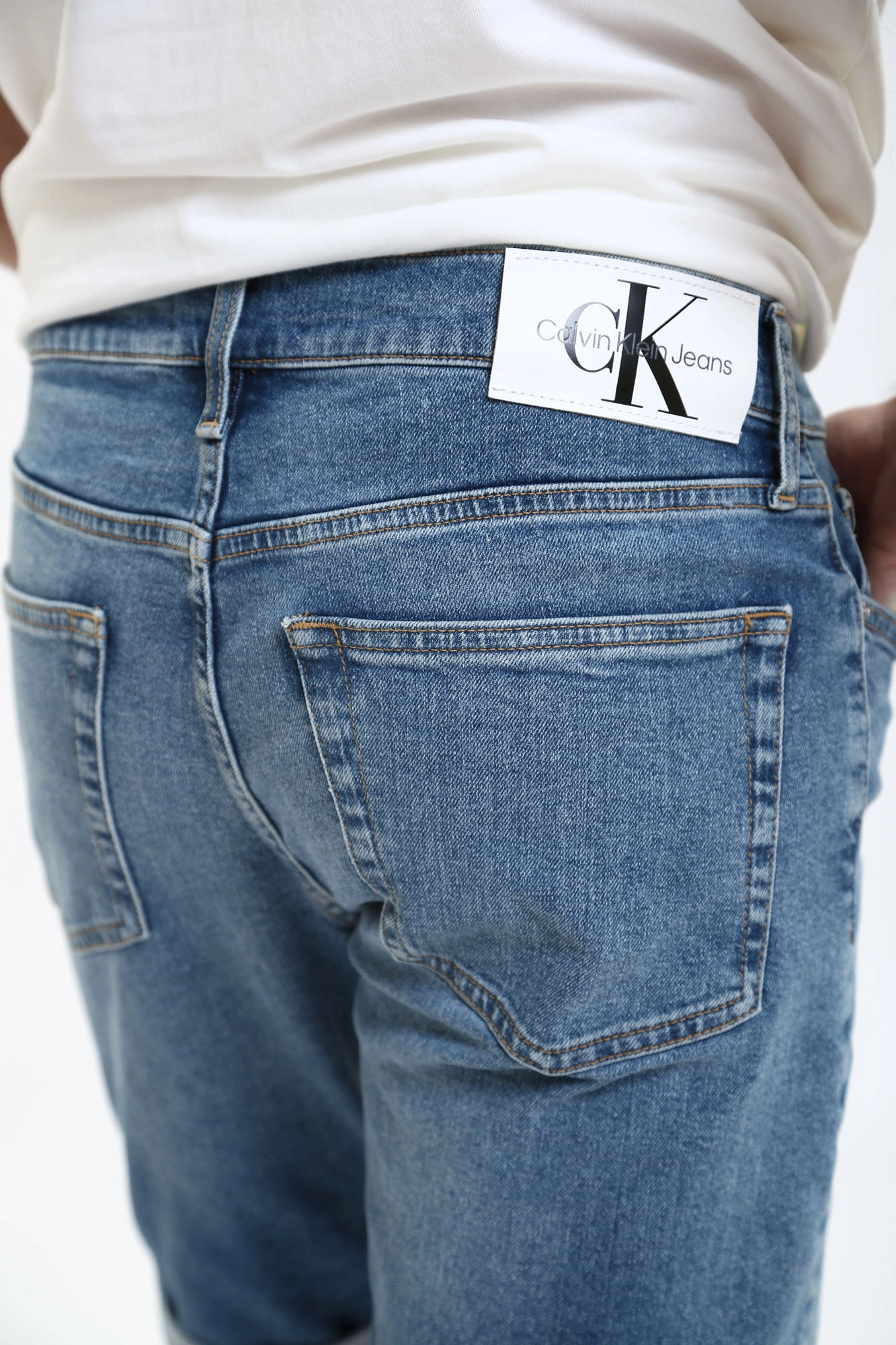 Calvin klein jeans tag top