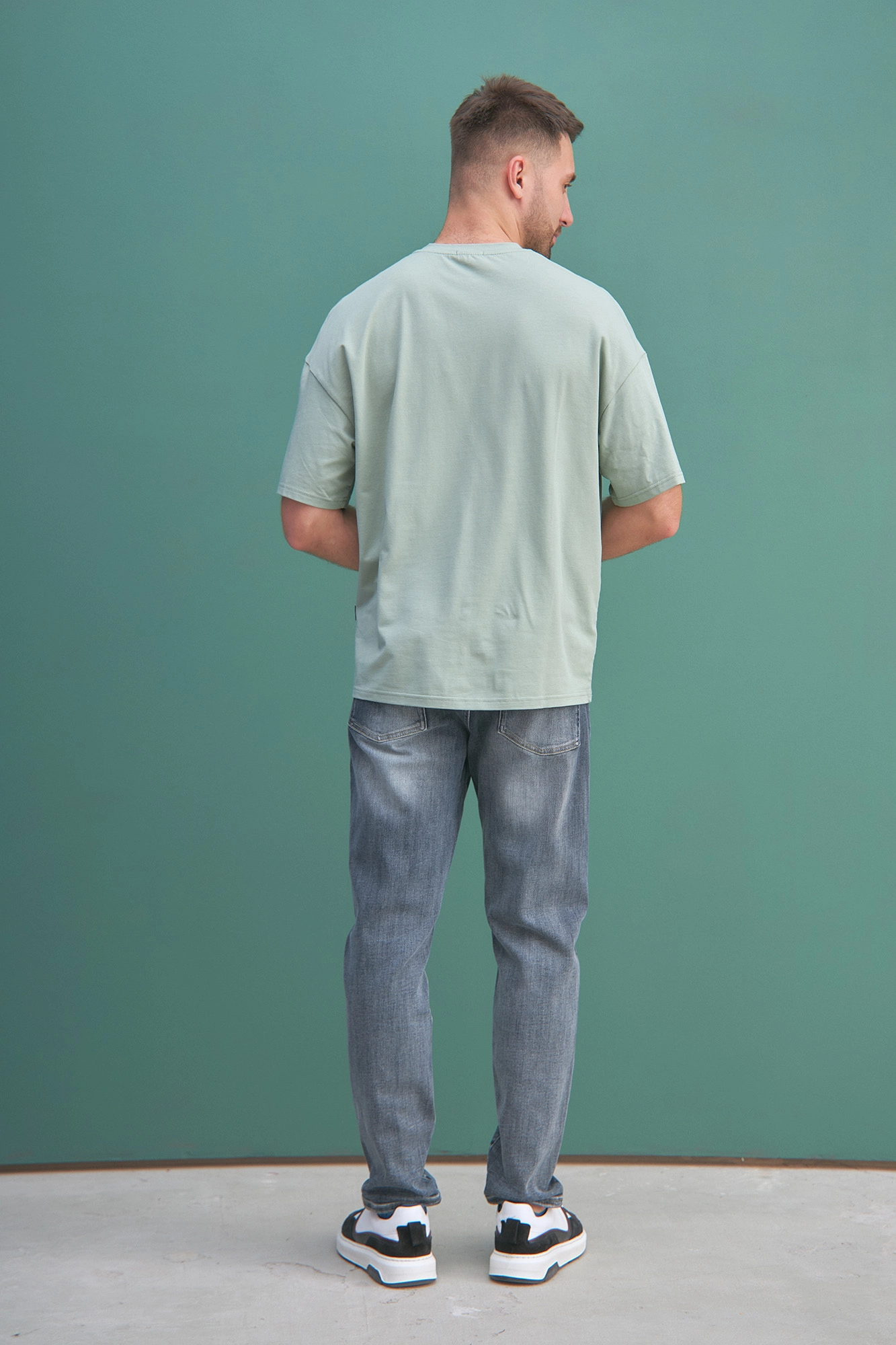 M-232-P-22-0057 Футболка The Hills Зеленый