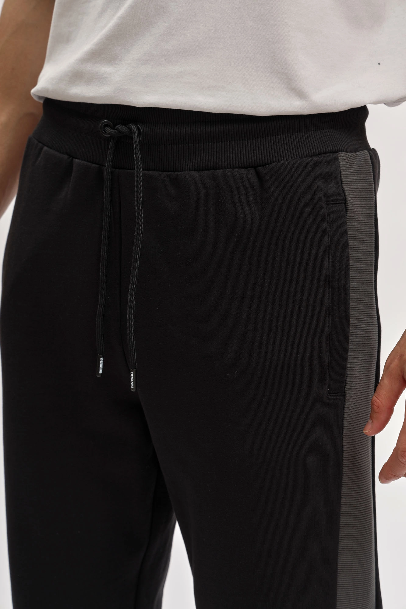 BMF1109 Брюки спортивные Bikkembergs Черный