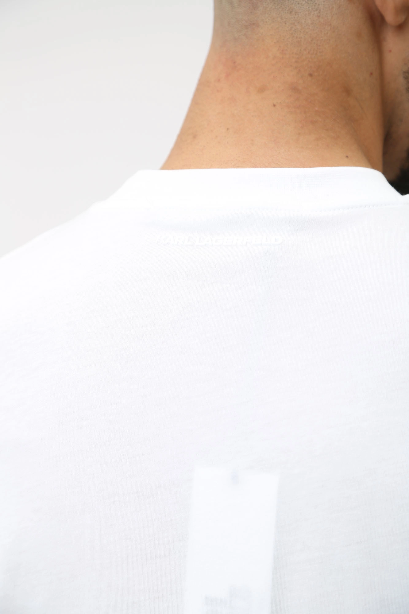 542224_755148 Футболка Karl Lagerfeld Белый