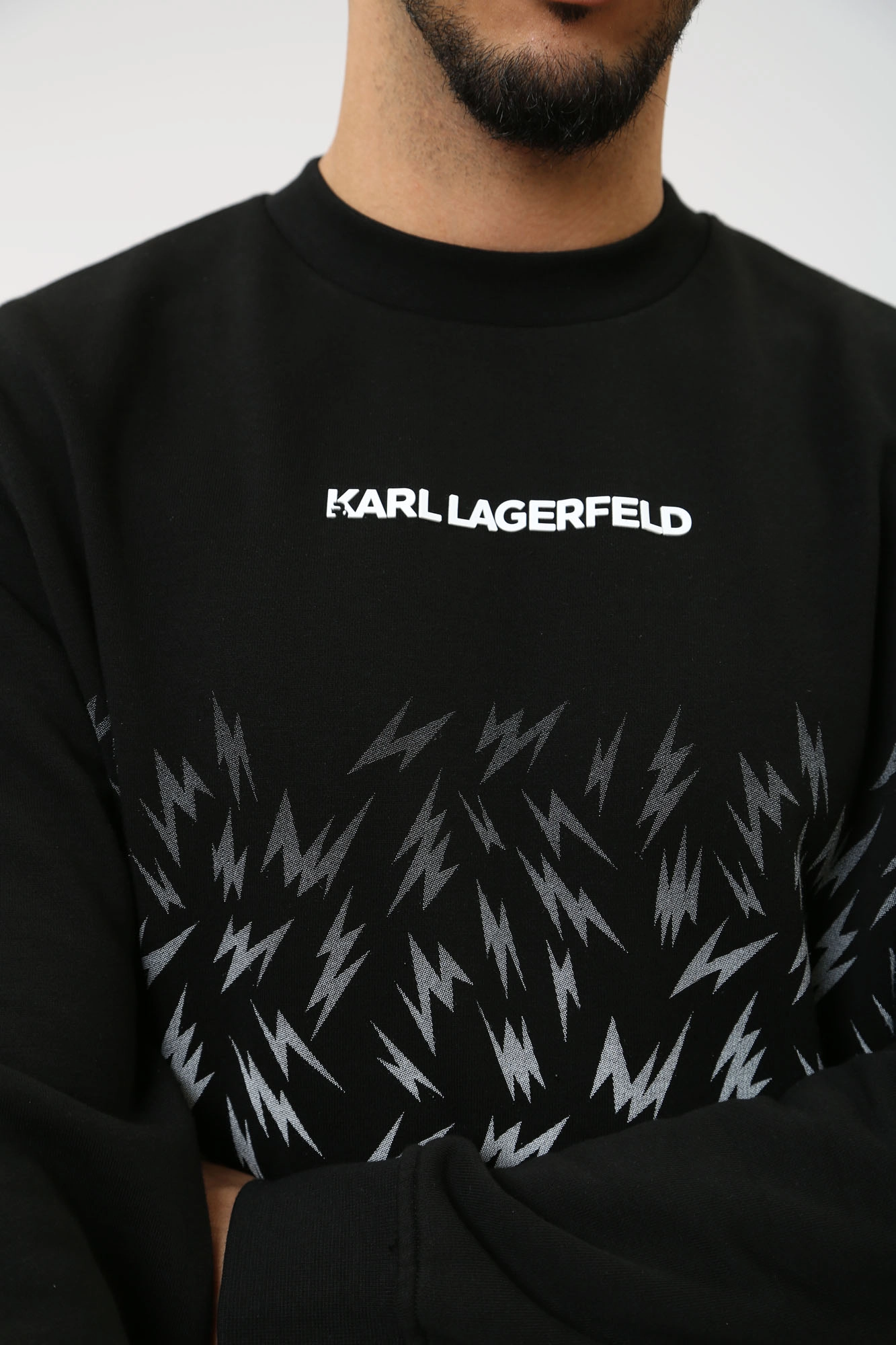 542900_705007 Свитшот Karl Lagerfeld Черный