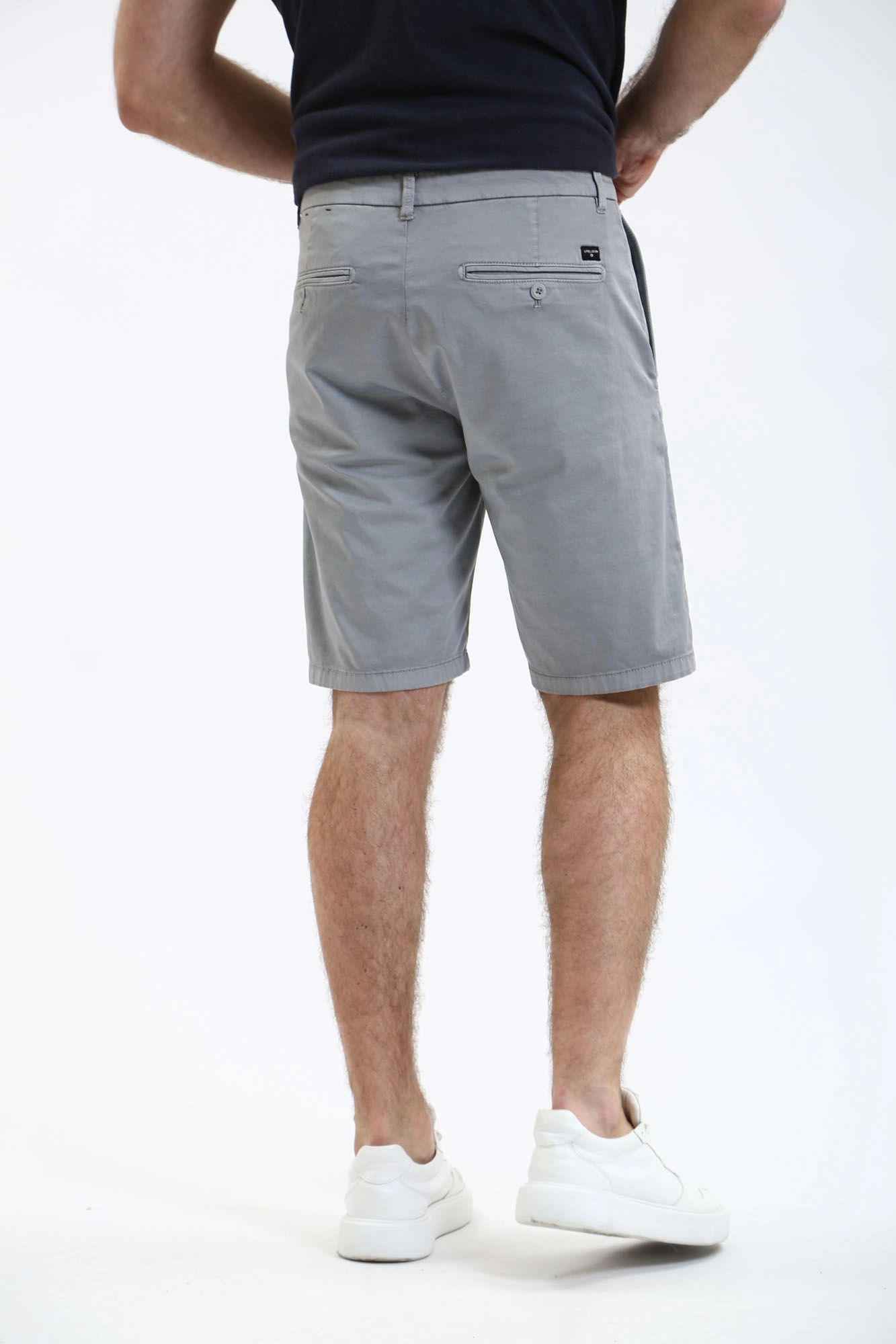 30036807_10015398 Шорты Strellson Серый