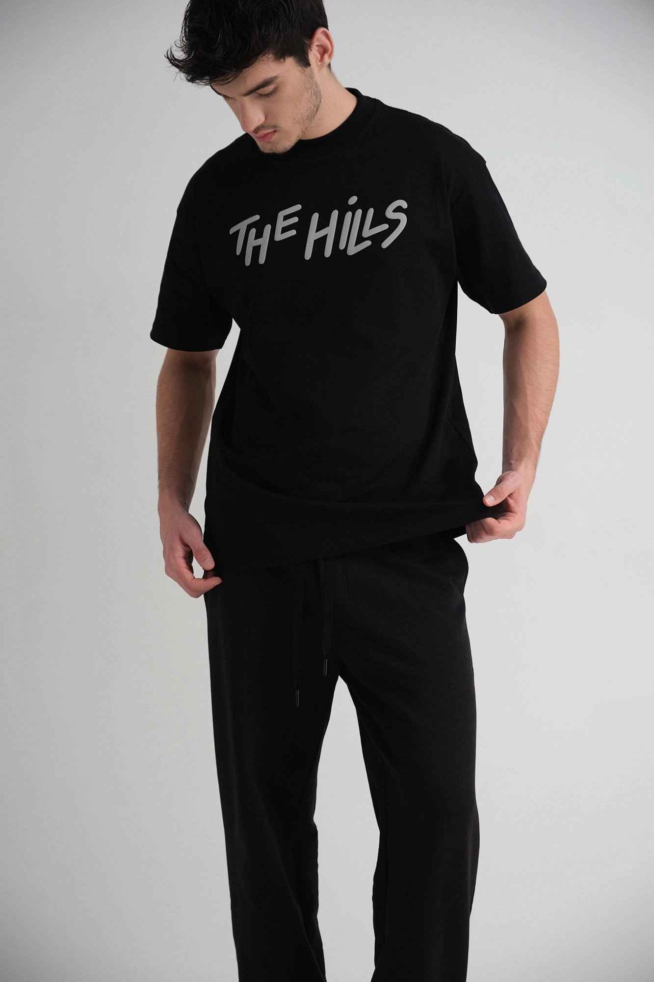 M-242-TU-22-0005 Футболка The Hills Черный