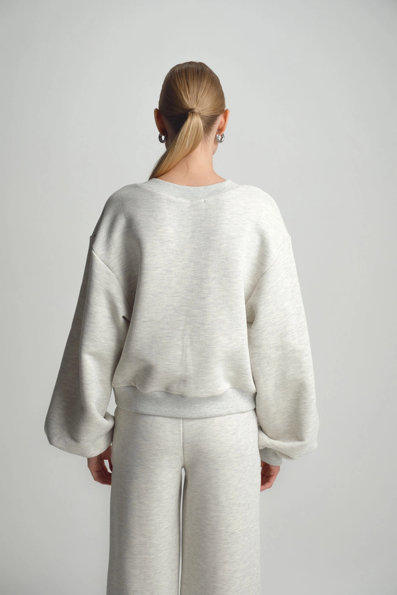 W-252-THT-20-0801 свитшот the hills 