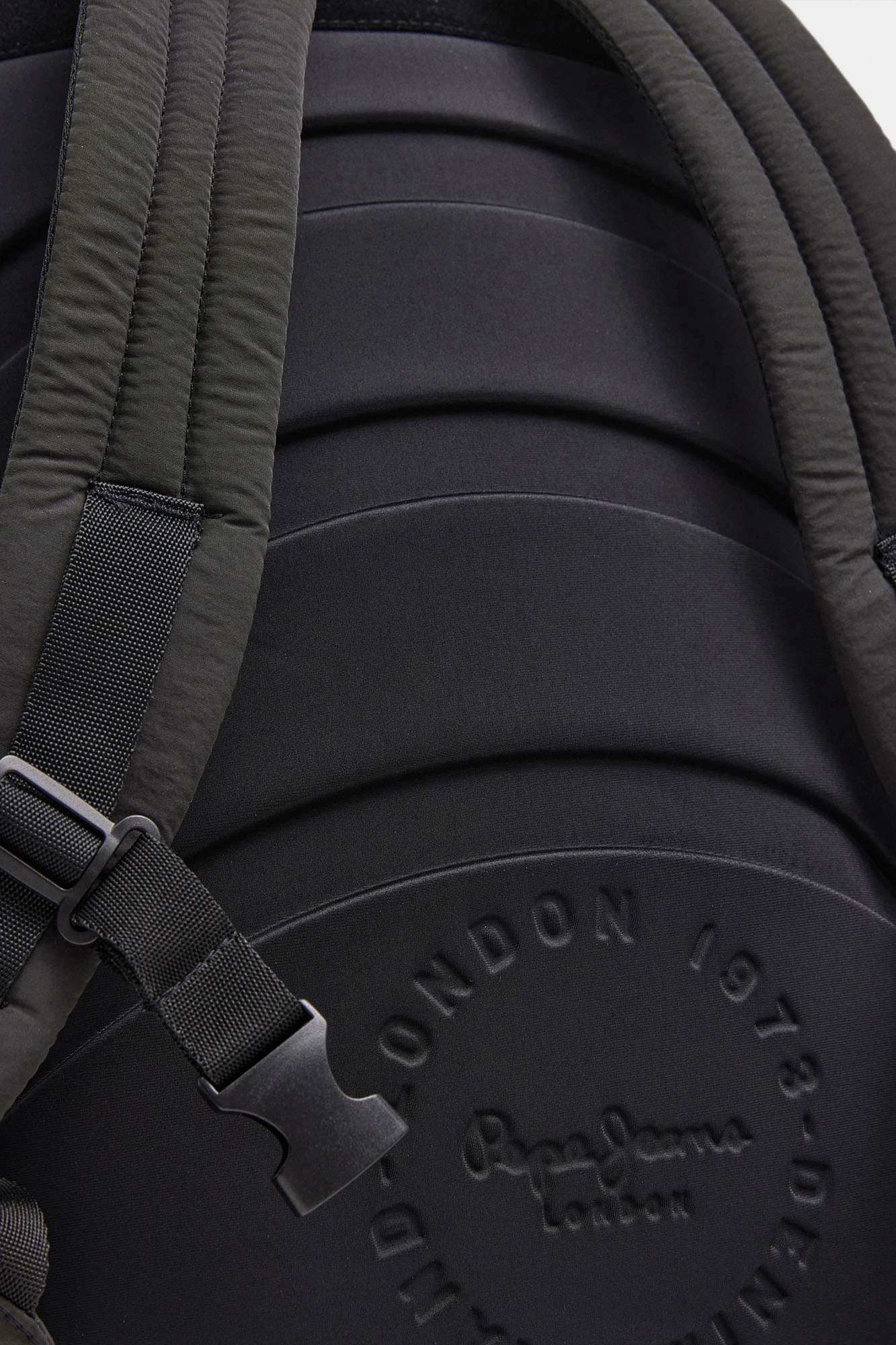 PM030873 Рюкзак Pepe Jeans Черный