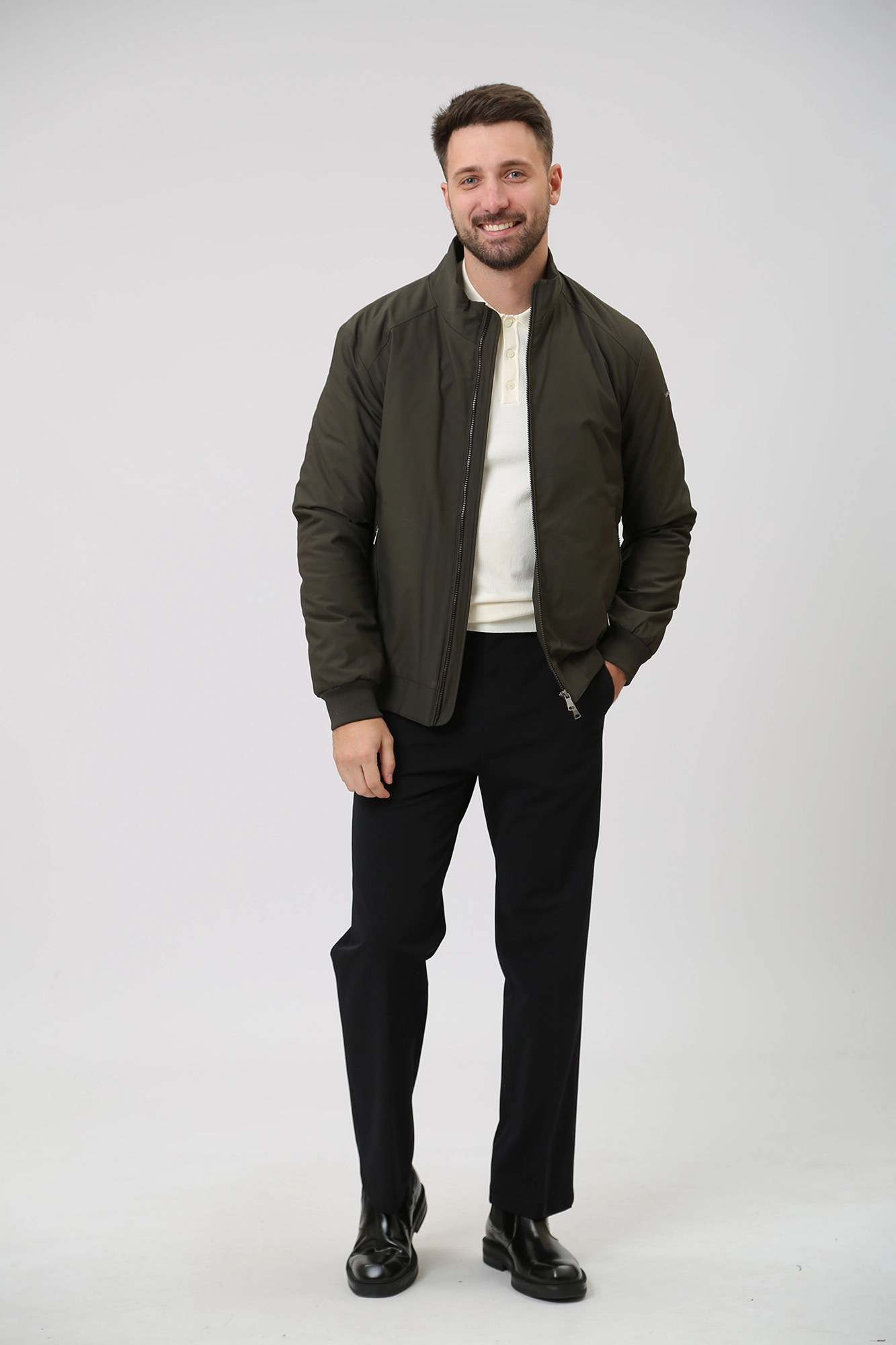 CR2859F23 Бомбер Marc Cony Хаки