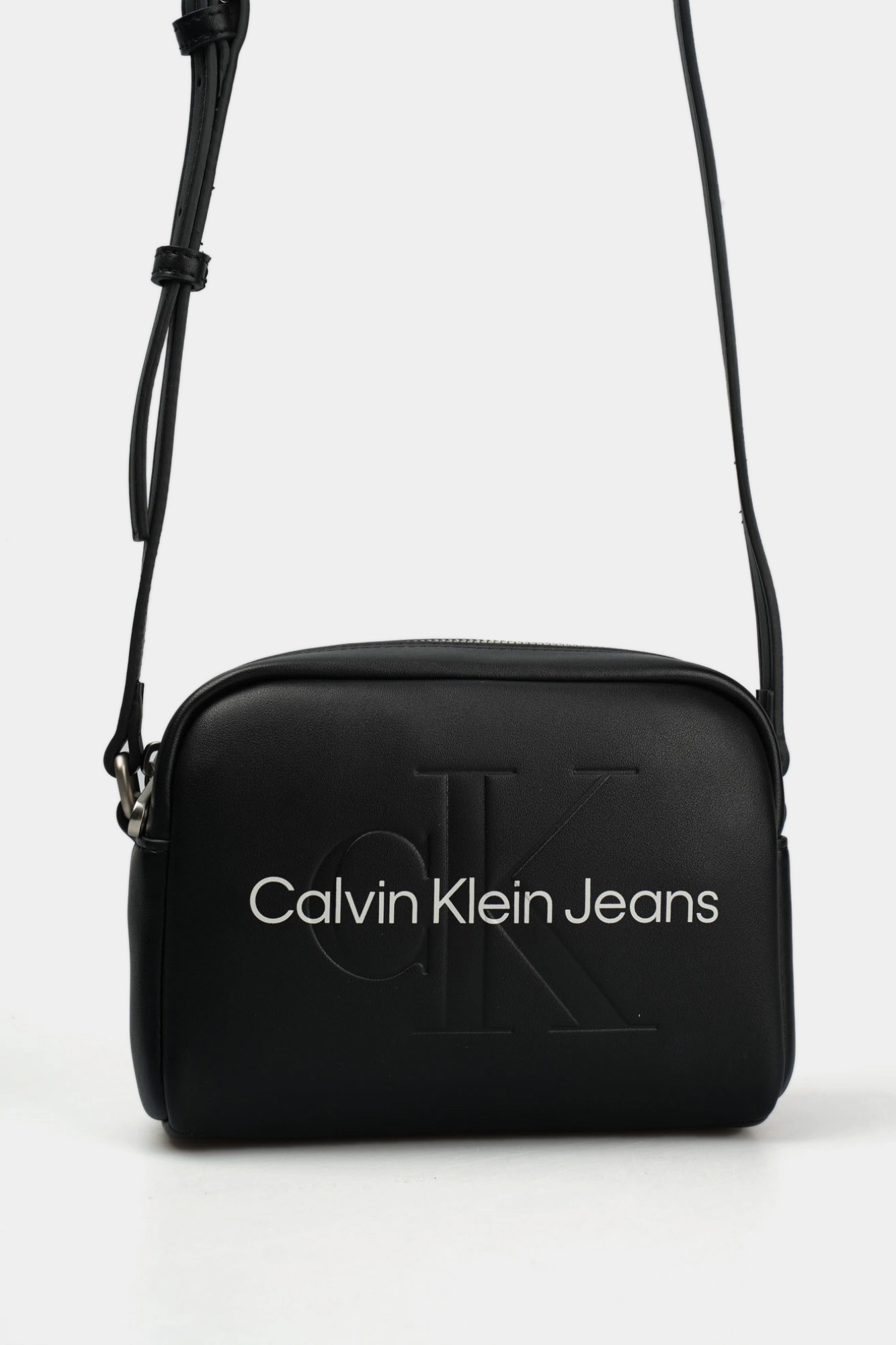 K60K612220 Сумка Calvin Klein Jeans Черный