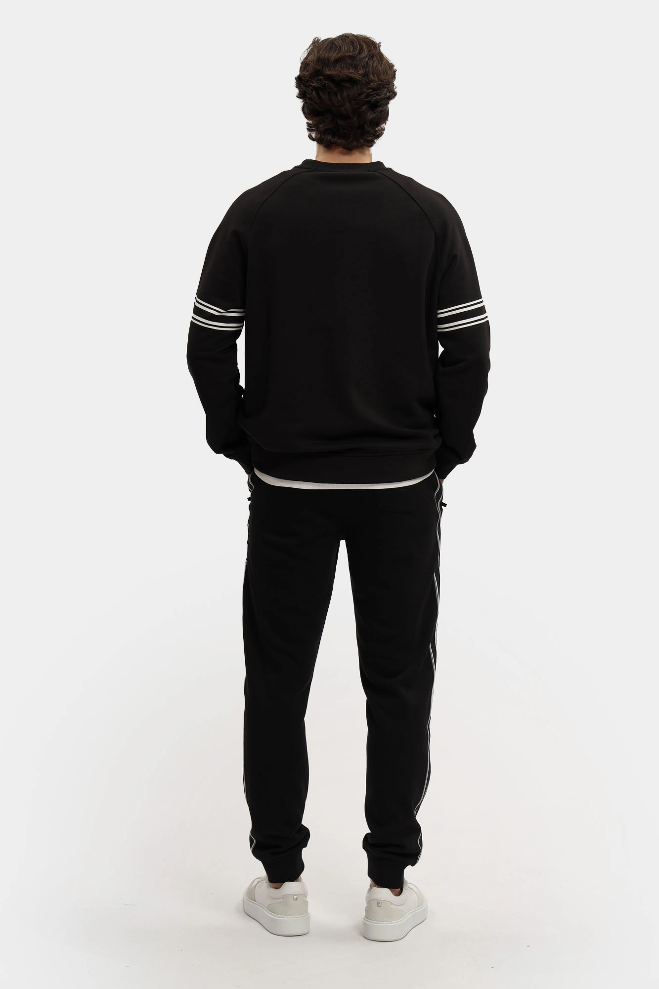 553917_705032 Свитшот Karl Lagerfeld Черный
