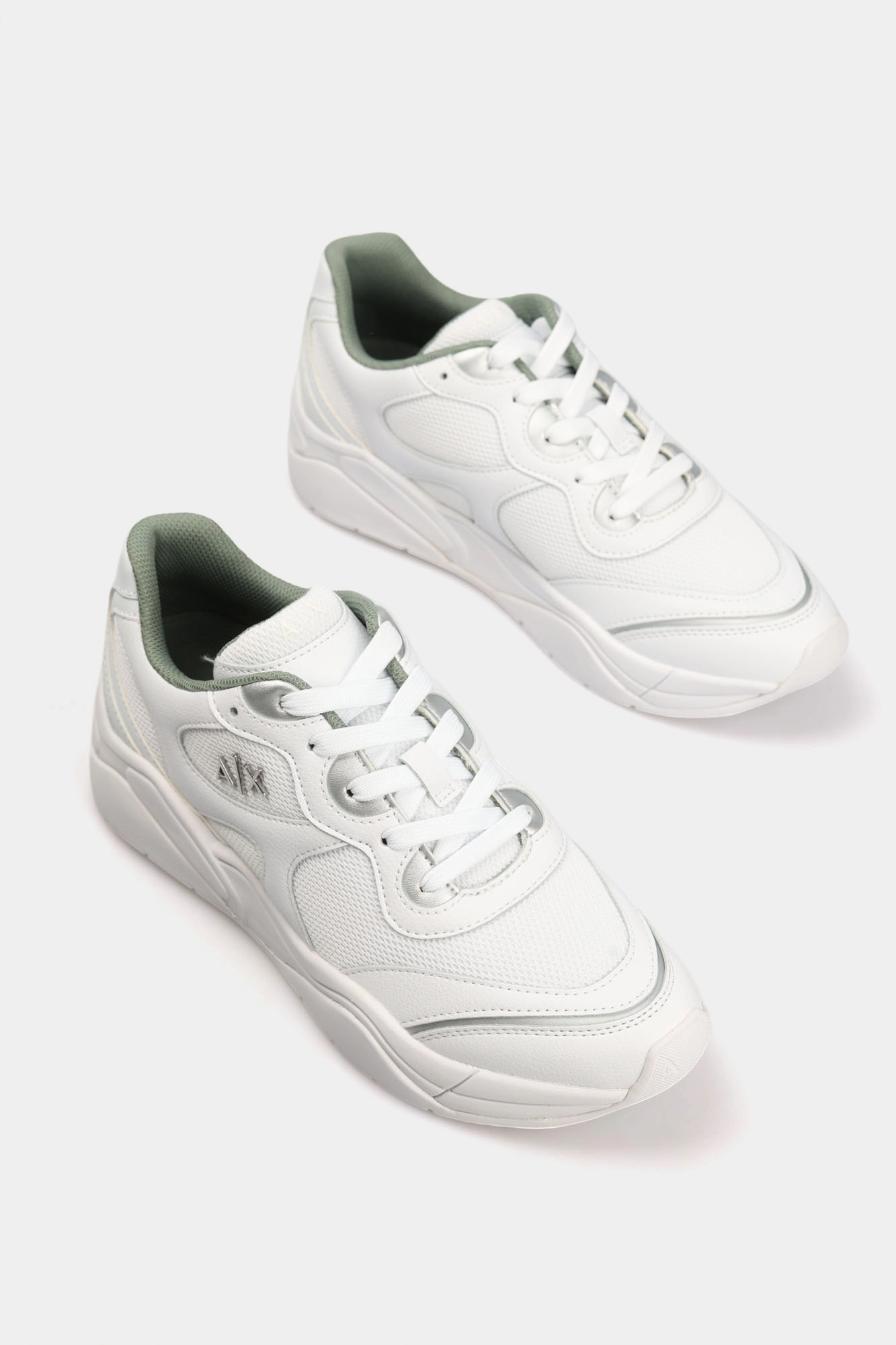 XDX191_XV940 Кроссовки Armani Exchange Белый