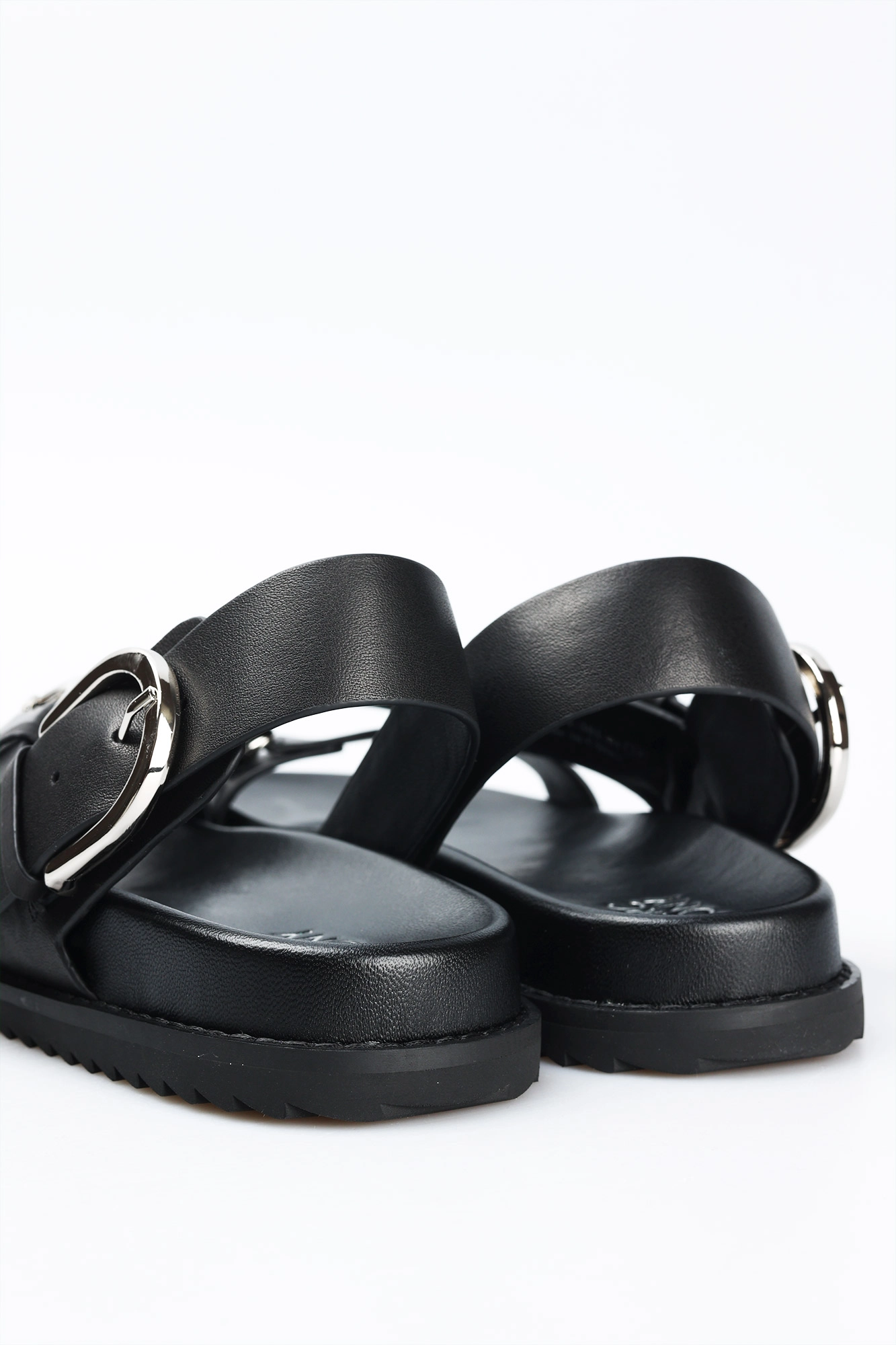 W2417-JY-301 Сандалии Marc Cony Черный