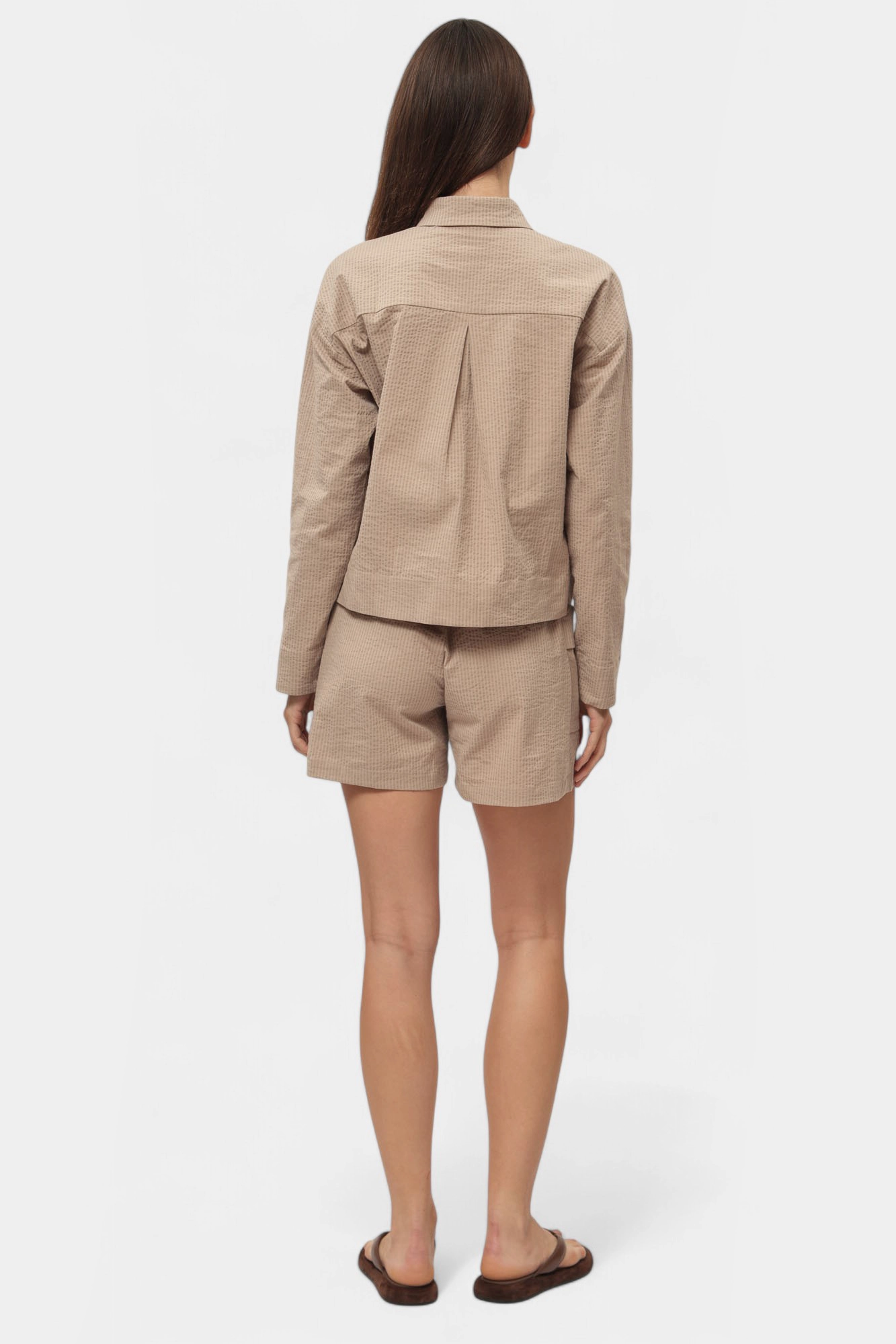 7W000164_AF12506 шорты ea7 