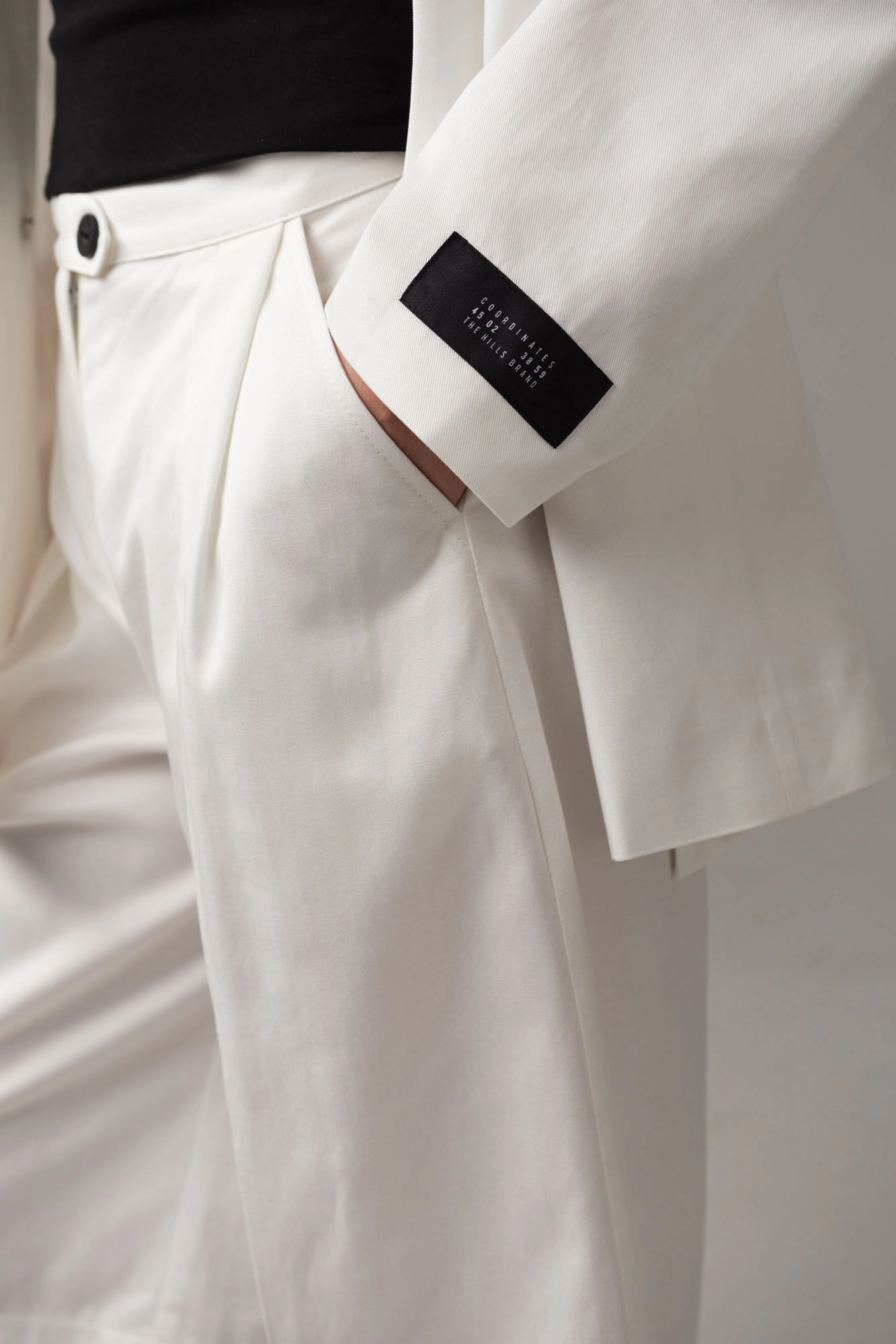 W-251-TH-56-0096 шорты the hills 