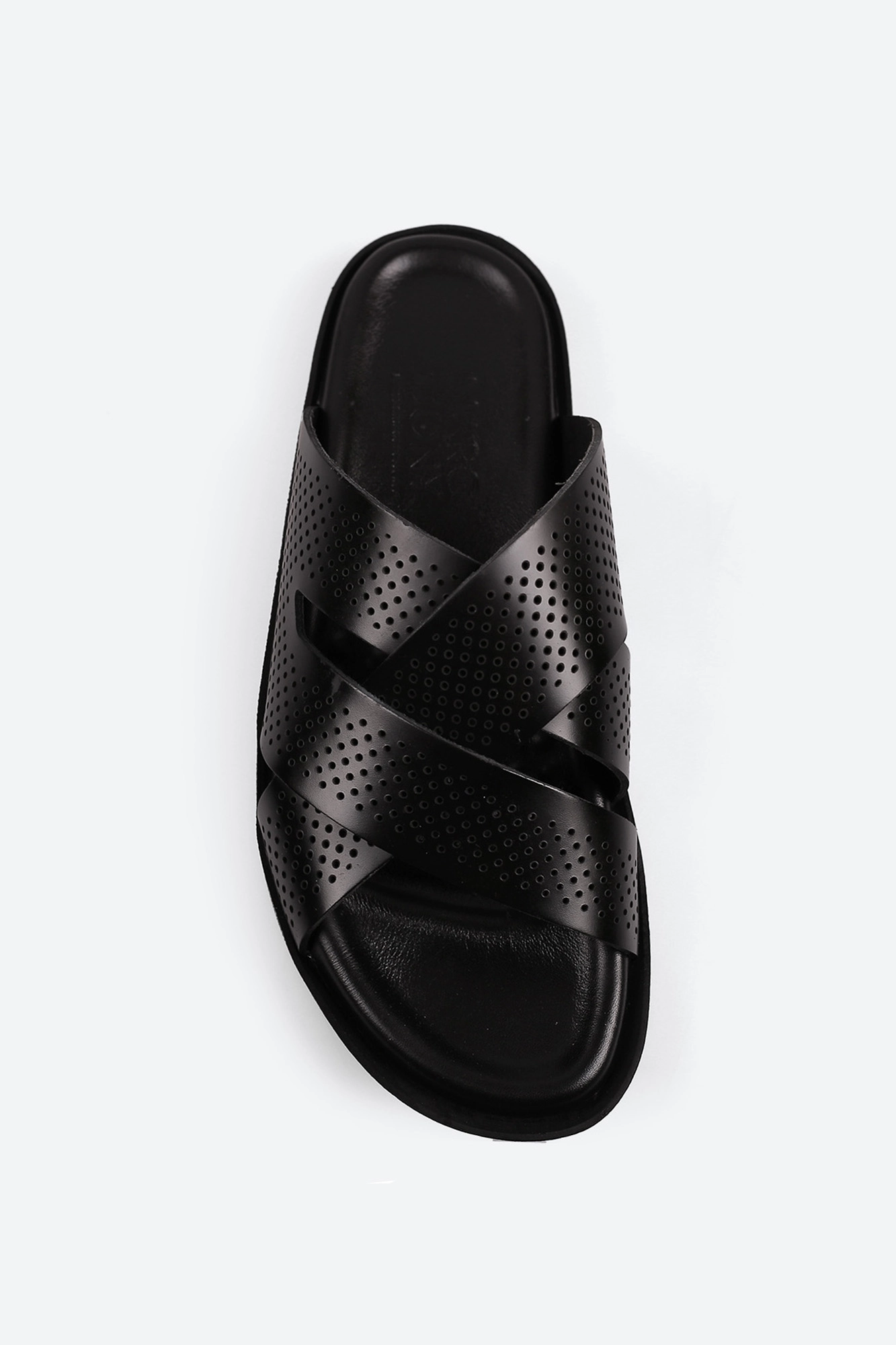 15-0023 Шлепки Marc Cony Черный