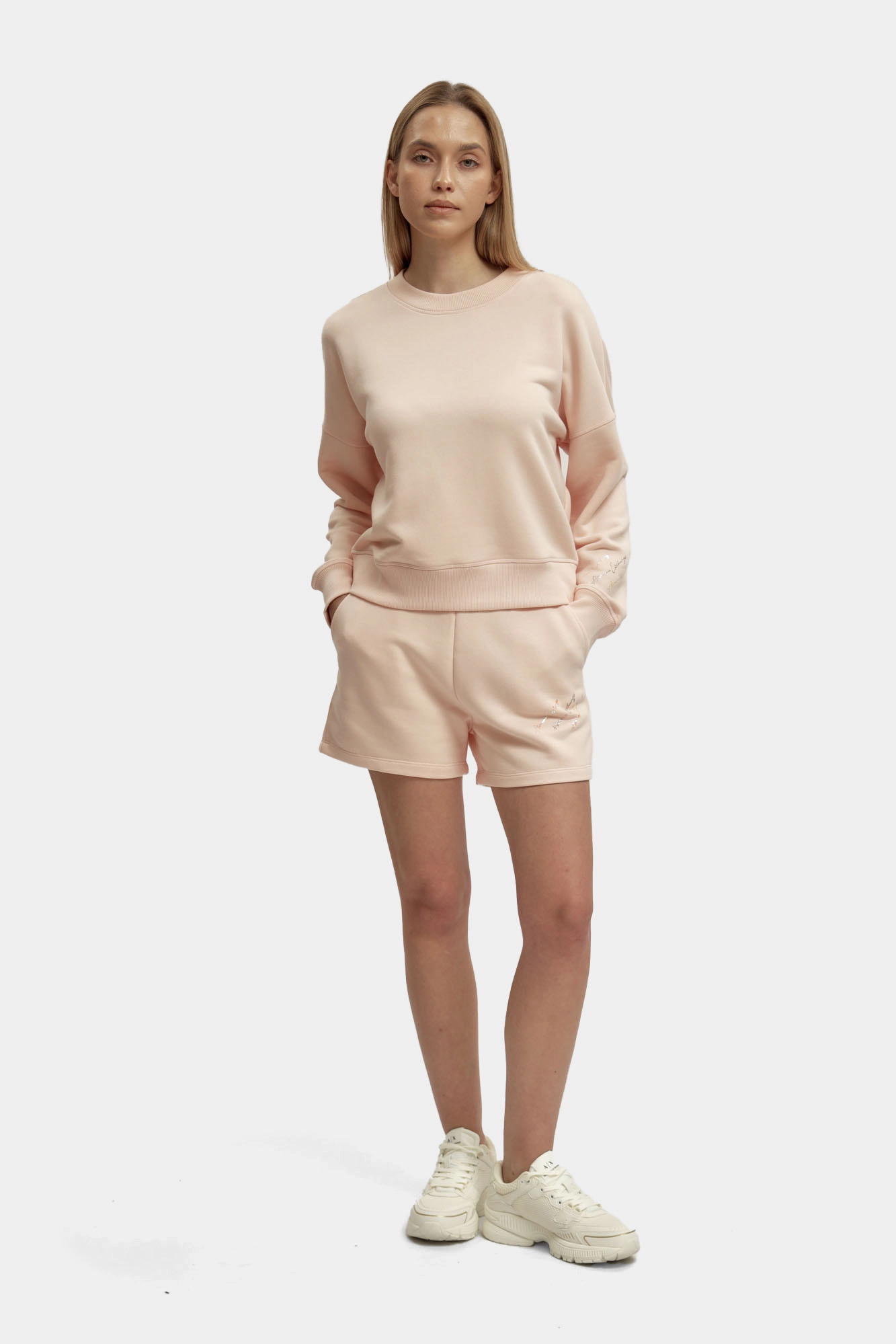 XW000598_AF11852 шорты armani exchange 