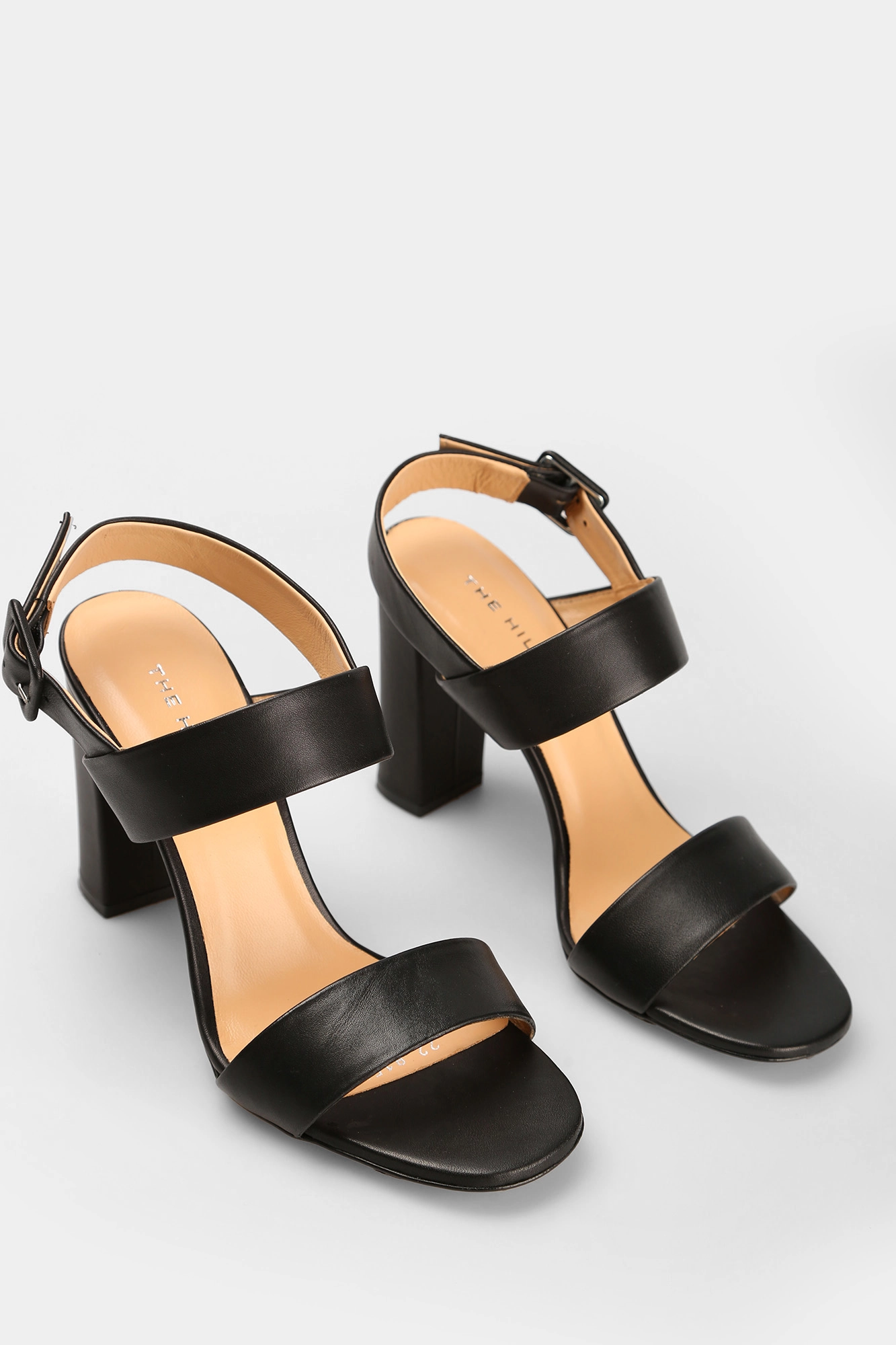 22-81-50 Босоножки The Hills Черный