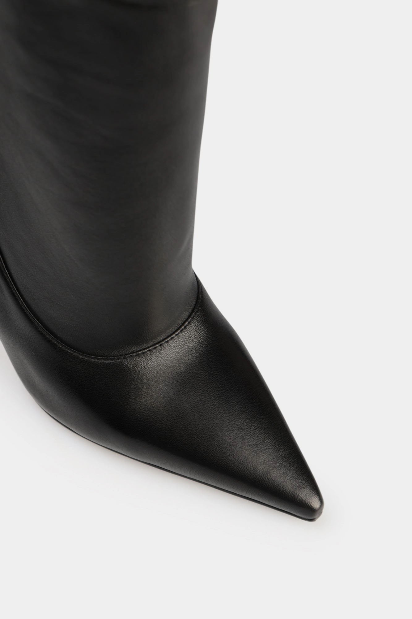 RP-GK25060-8 Ботильоны закрытые Red Pin Черный