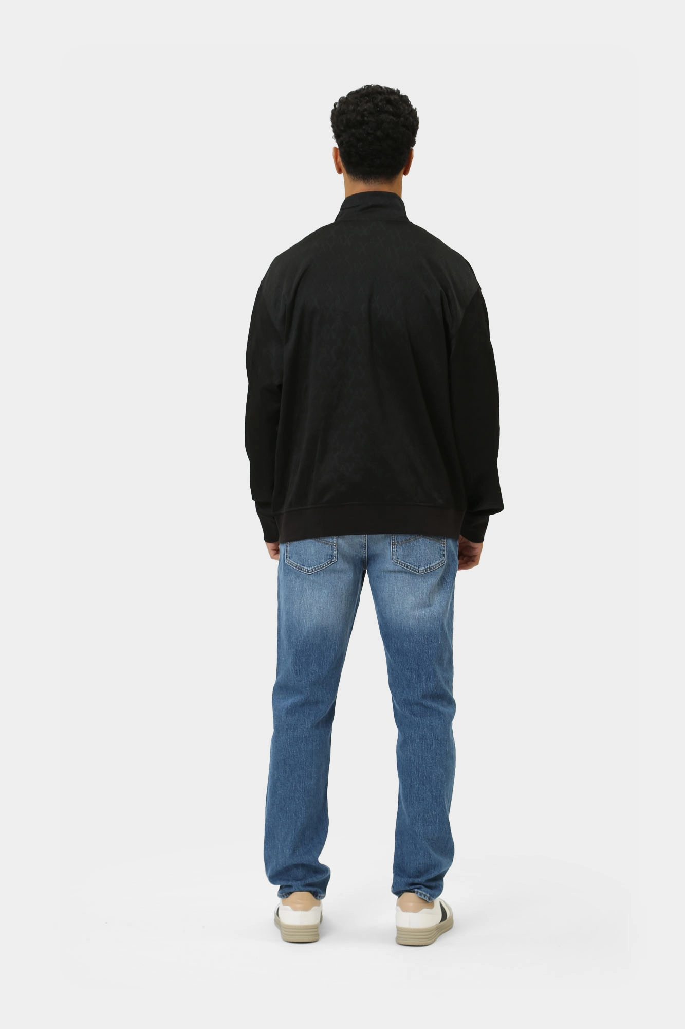 6DZMLA_ZJNMZ Толстовка Armani Exchange Черный