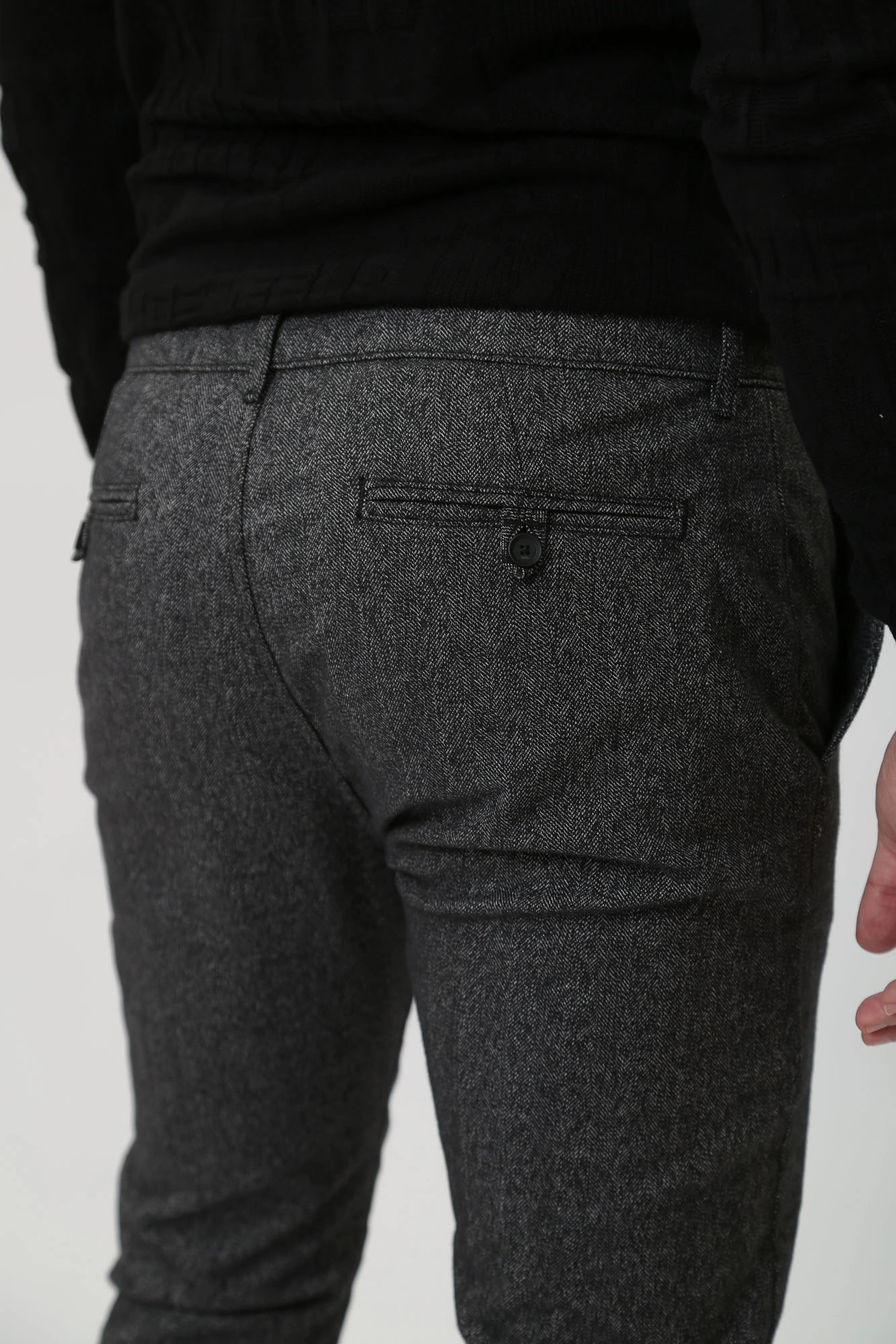 534806_255835 Брюки чиносы Karl Lagerfeld Черный