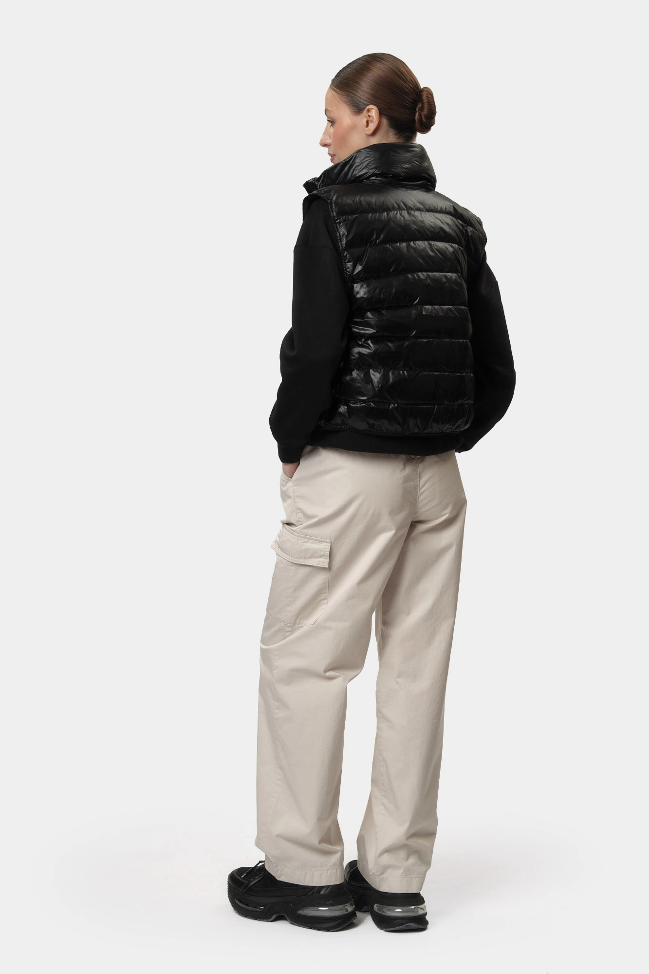 J20J224711 жилет calvin klein jeans 