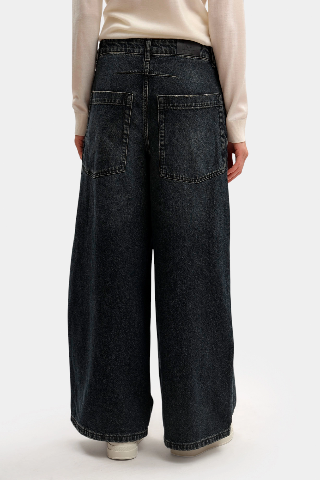 XW001405_AF16194 джинсы armani exchange 