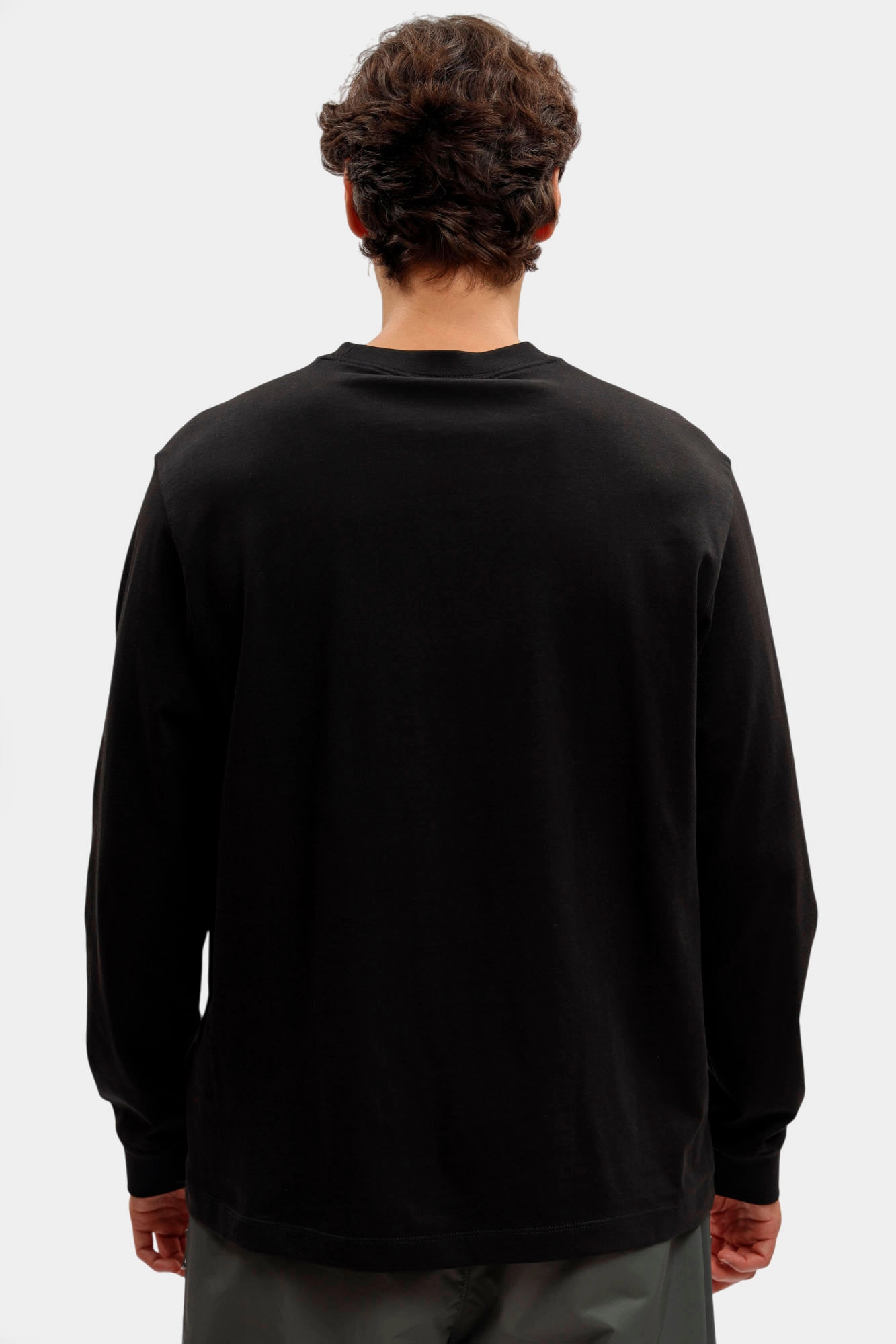 LV04RD247G Лонгслив Calvin Klein Jeans Черный