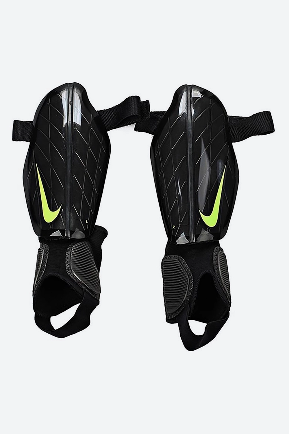 Щитки футбольные Nike