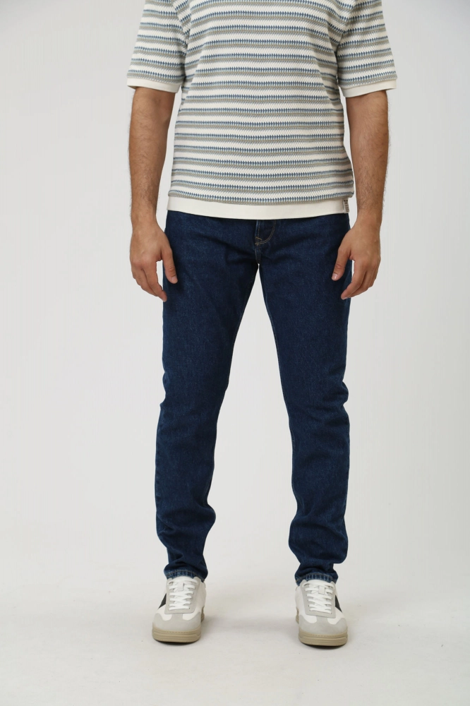 Футболка The Hills  Черный