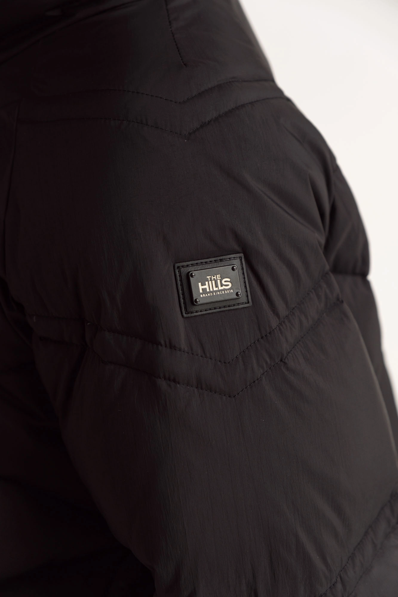 W-242-KT-34-0002 куртка the hills 