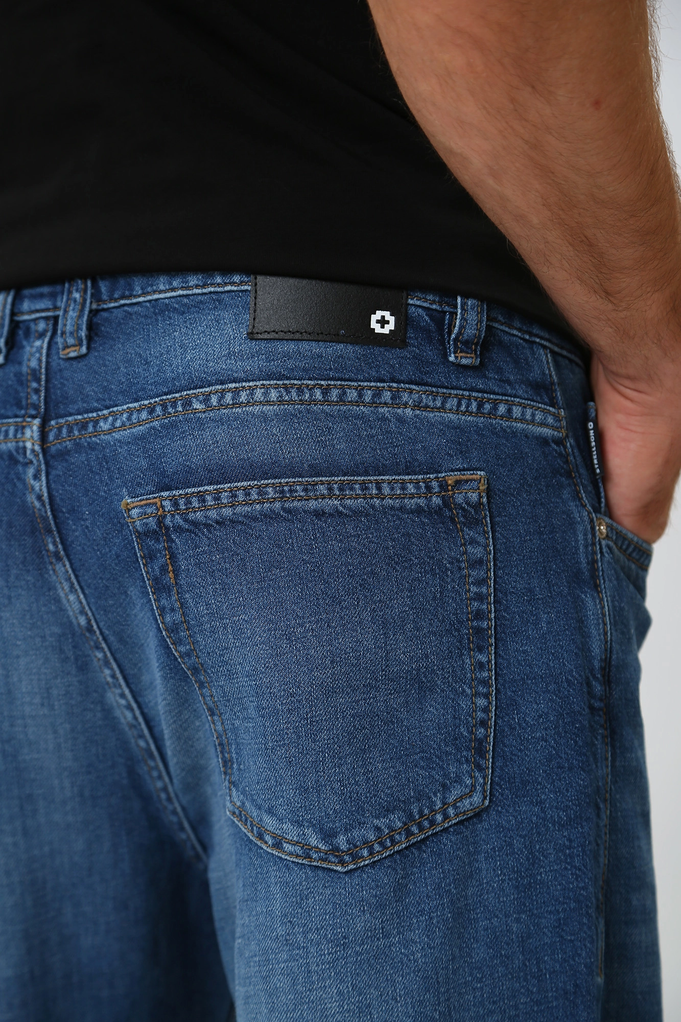 30038039_10016134 Брюки джинсовые Strellson Синий