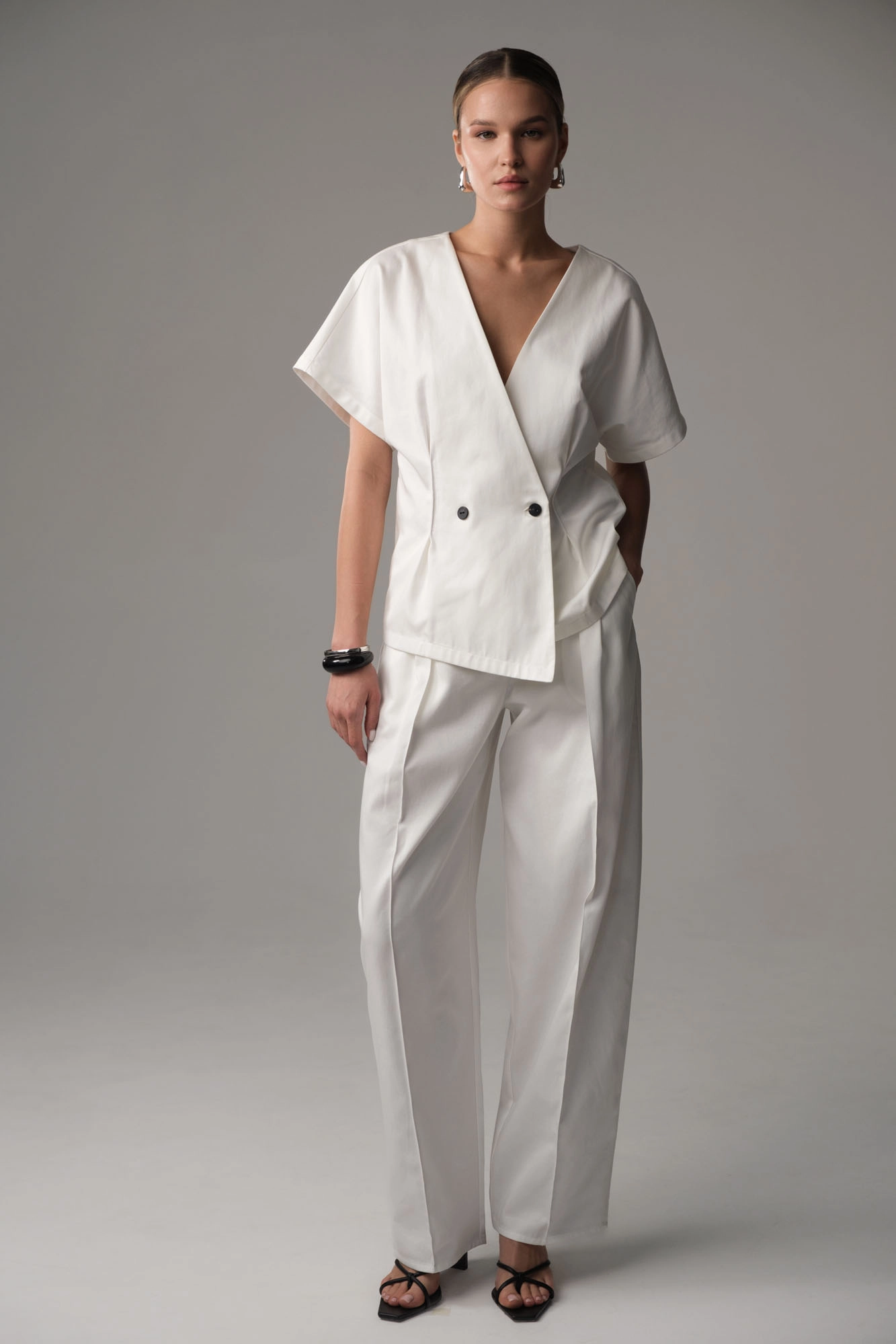 W-251-TH-20-0100 жилет the hills 