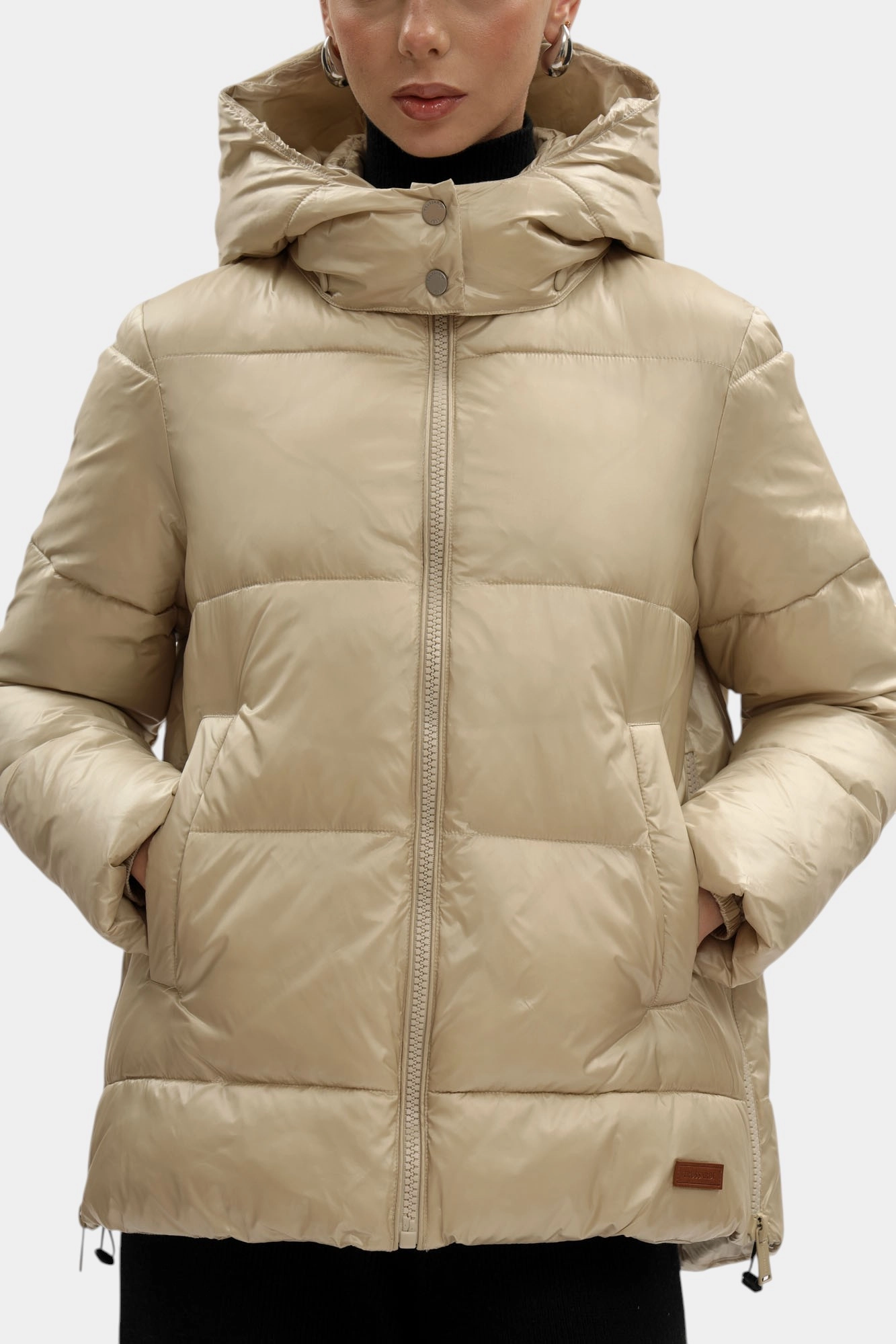 F010A000446N-WO804N34-08YN куртка пуховая trussardi 