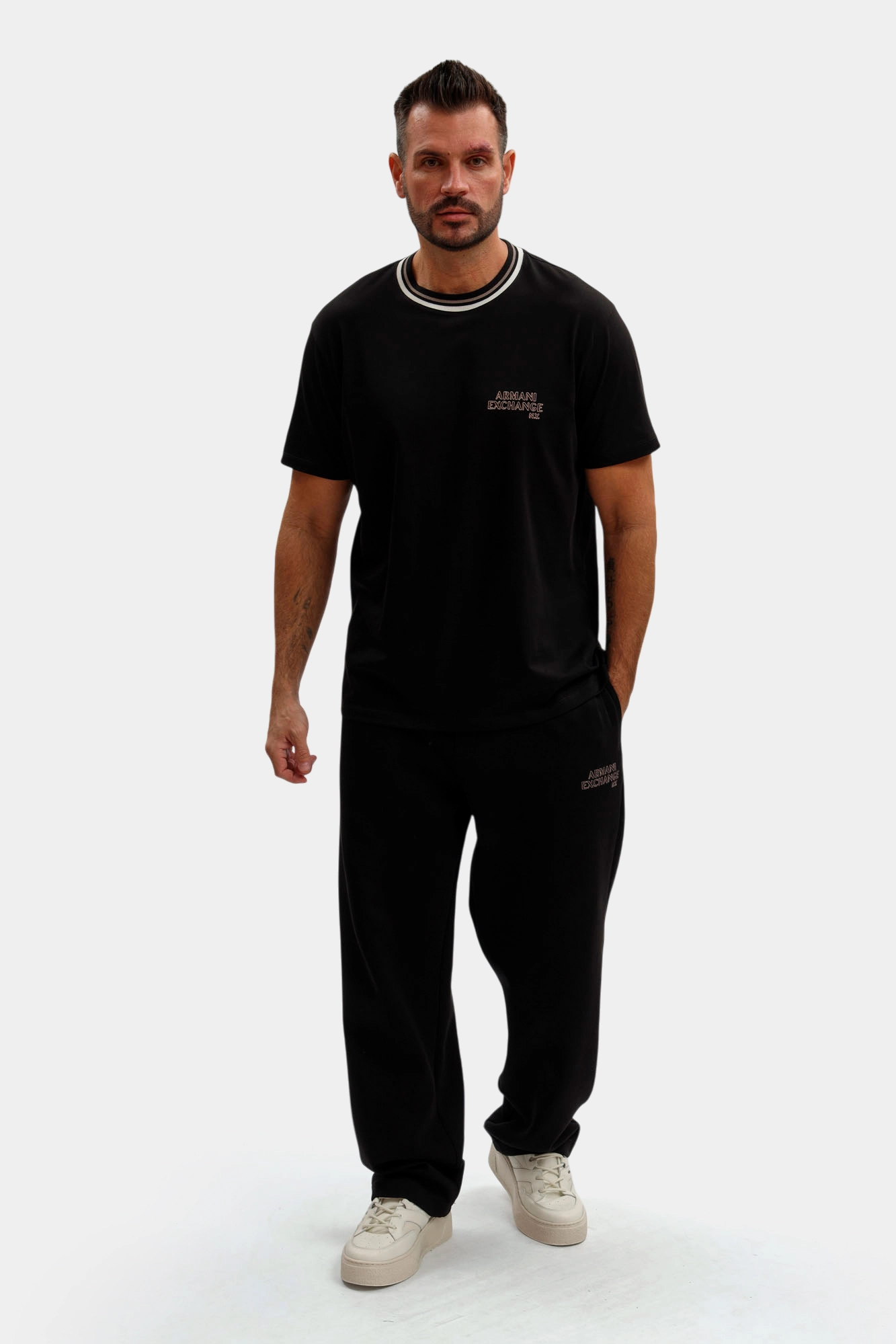 XM001795_AF10361 Футболка Armani Exchange Черный
