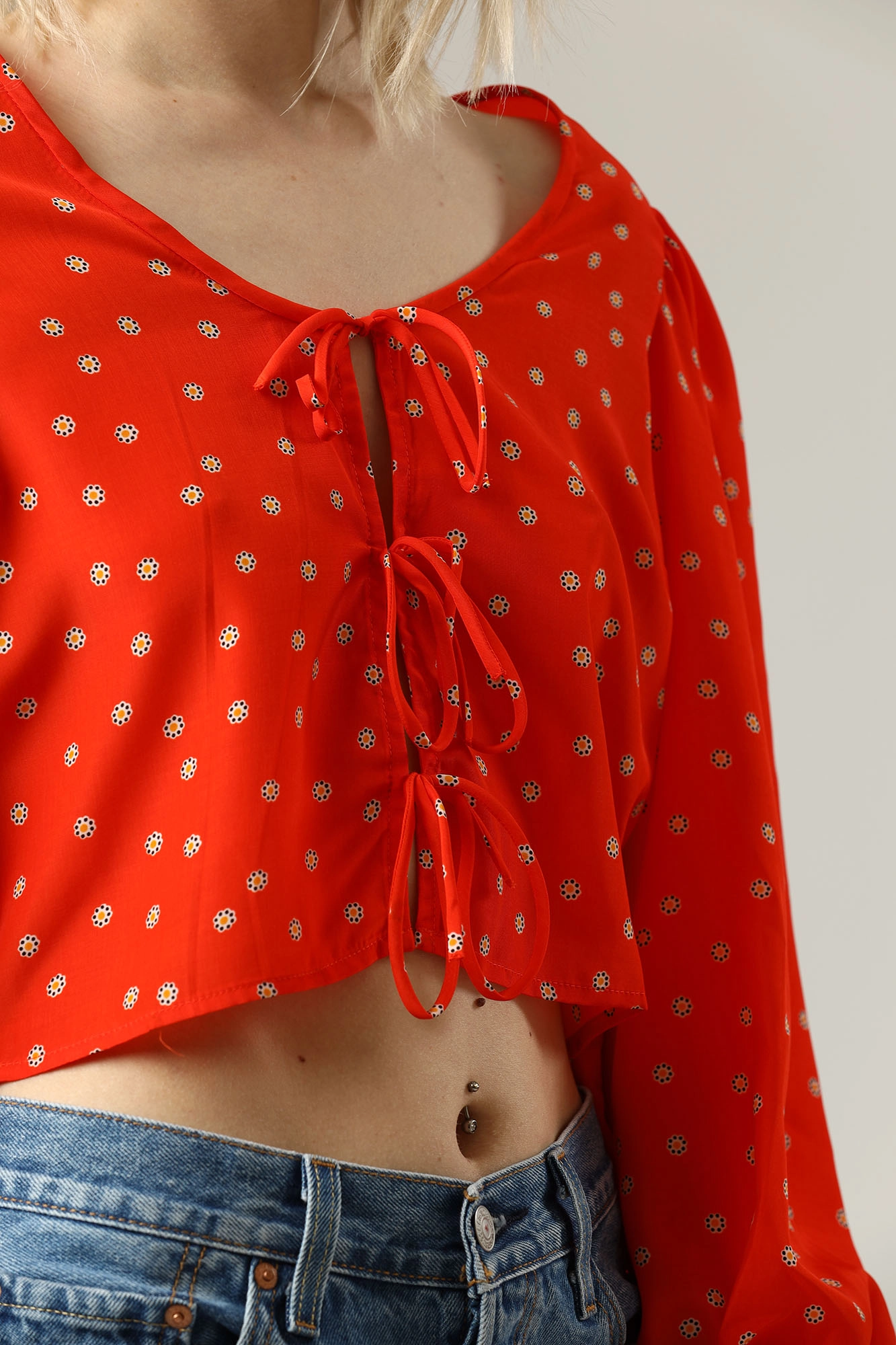 A1875000 блуза кроп levi`s 