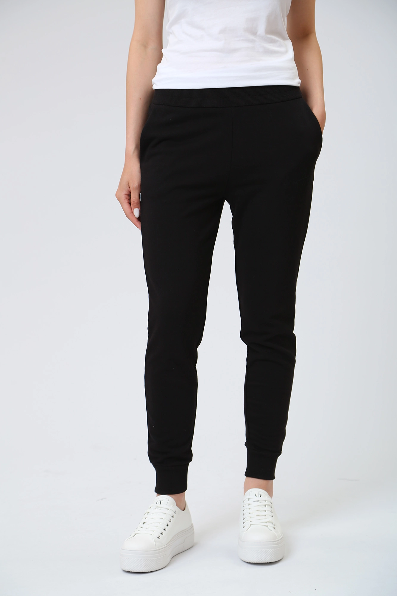 3RYP85_YJ3NZ брюки спортивные armani exchange 