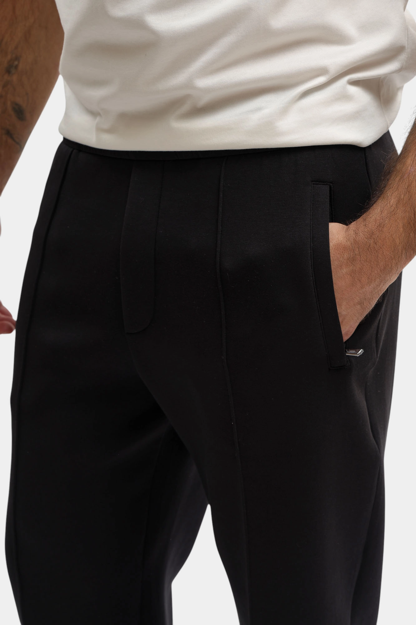 EM004542_AF10013 Брюки спортивные Emporio Armani Черный