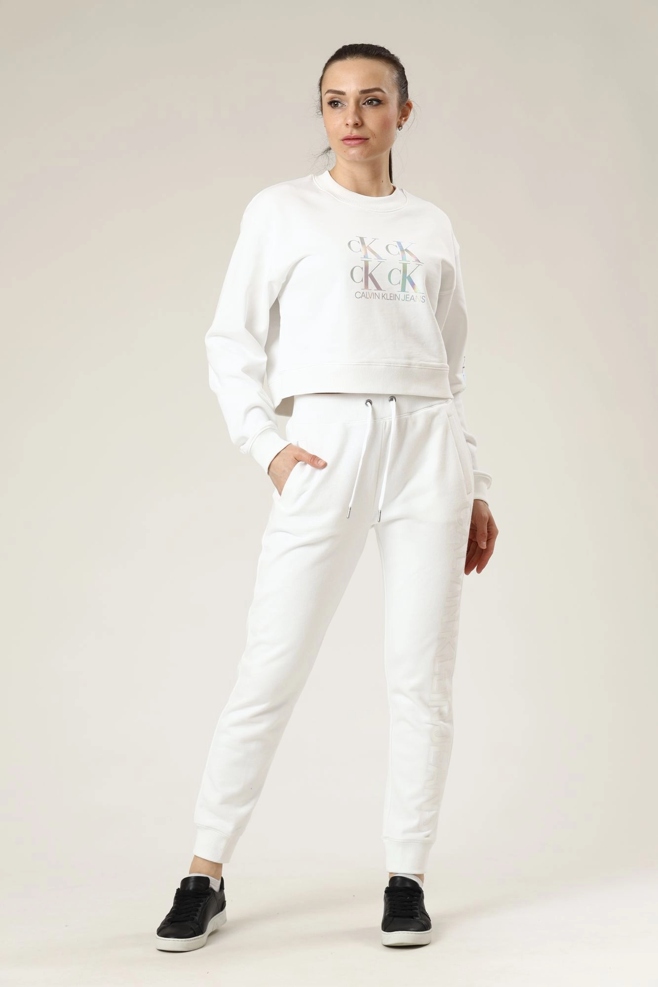 J20J215551_ брюки спортивные calvin klein jeans