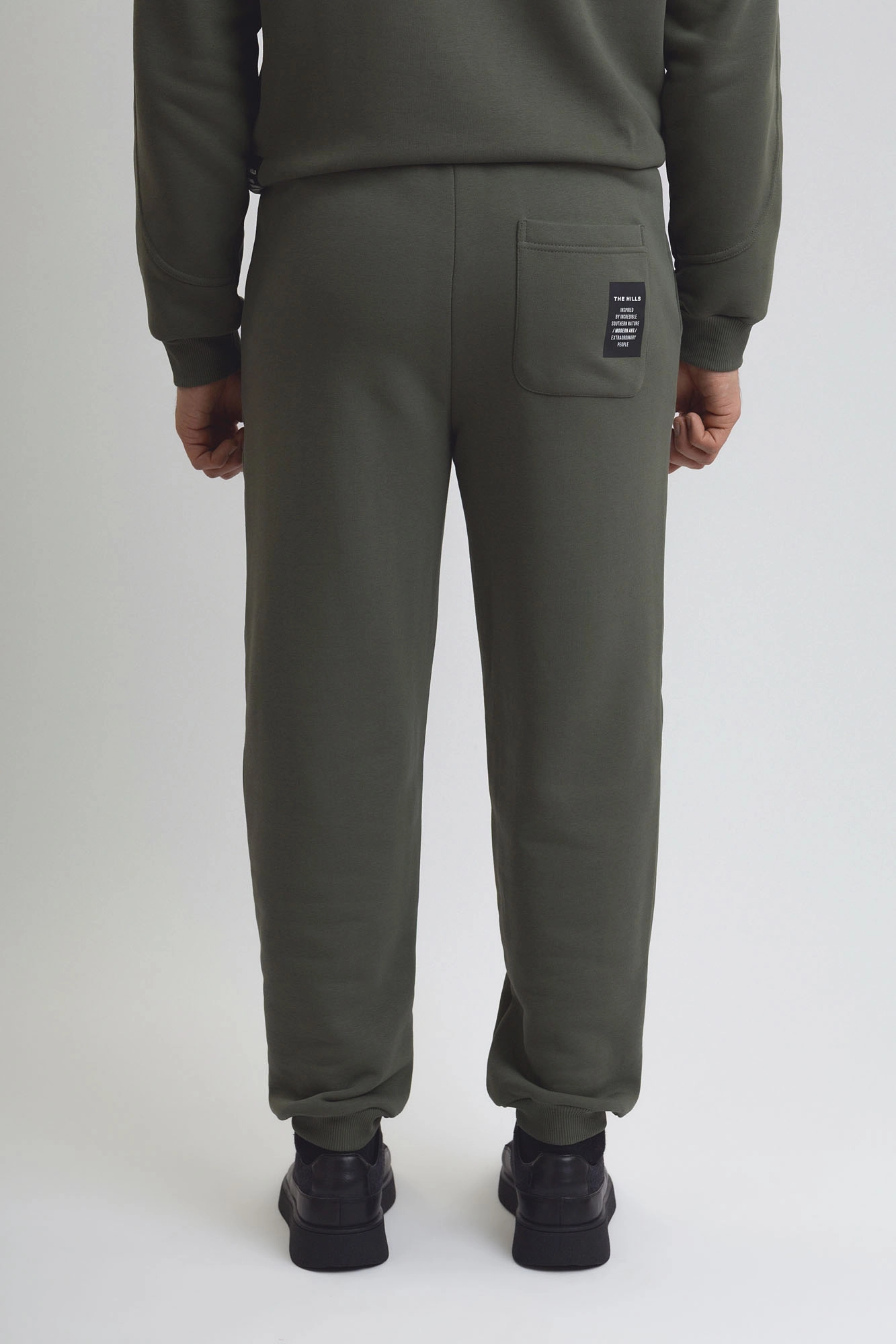 M-252-P-20-0603 Брюки спортивные The Hills Хаки