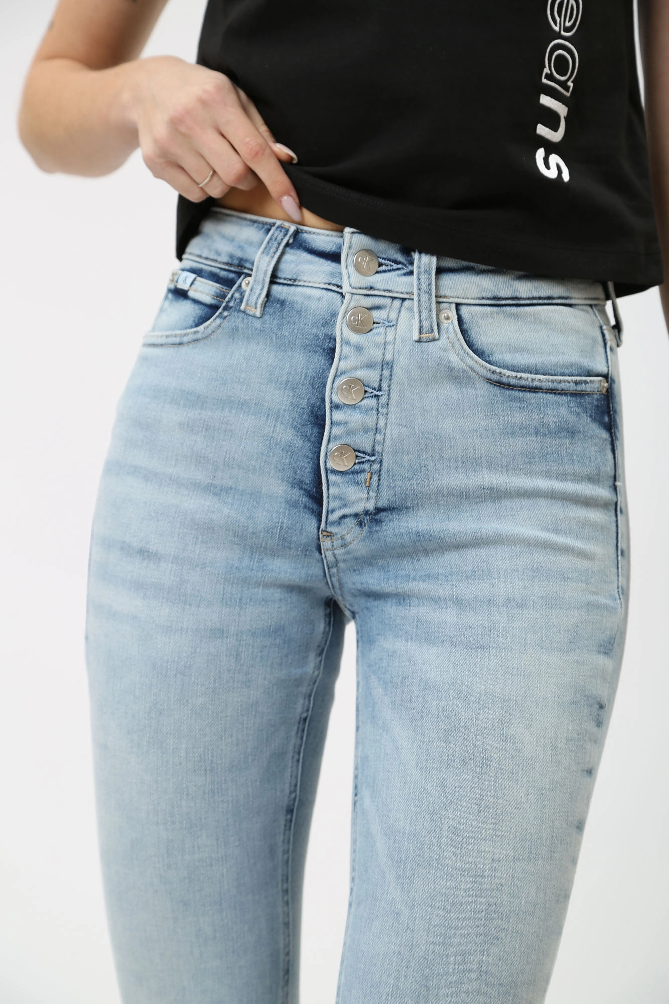 HIGH RISE SUPER SKINNY ANKLE Calvin Klein Jeans J20J222145 1AA Med Online.ru