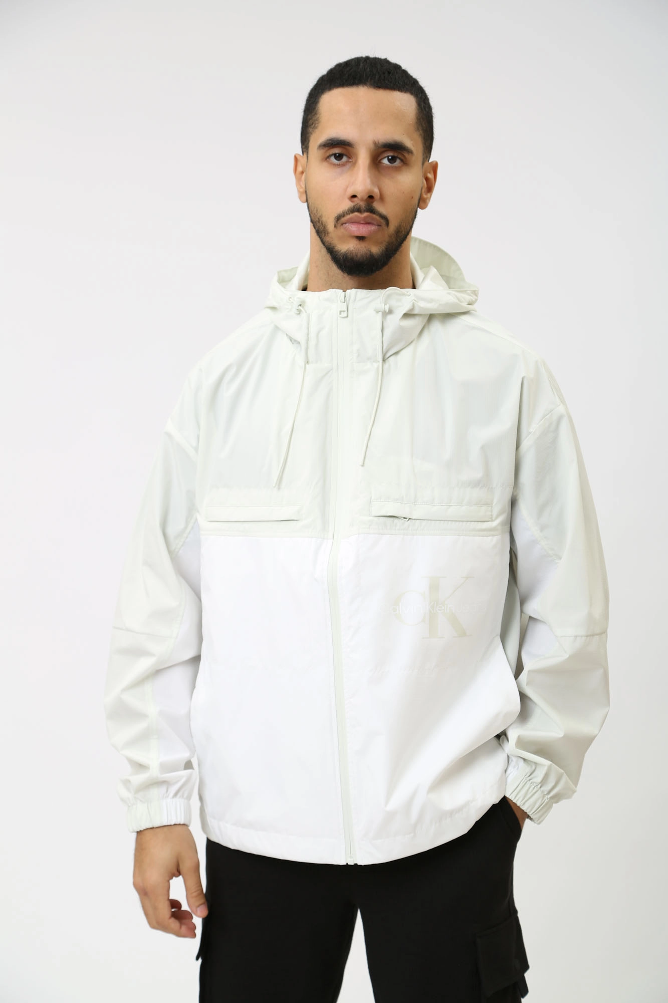 J30J325112 Куртка  Calvin Klein Jeans Белый