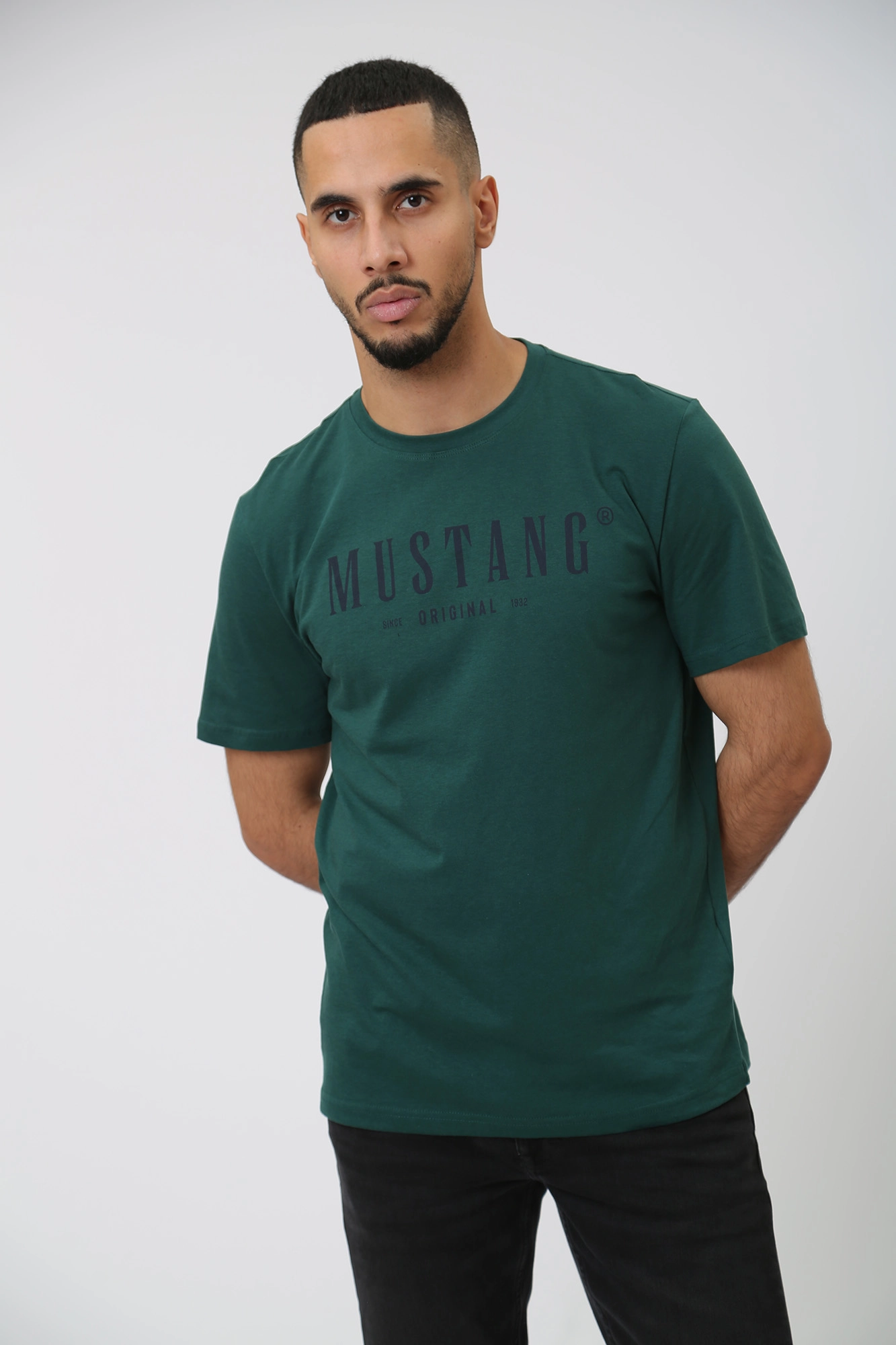1014445 Футболка Mustang Зеленый